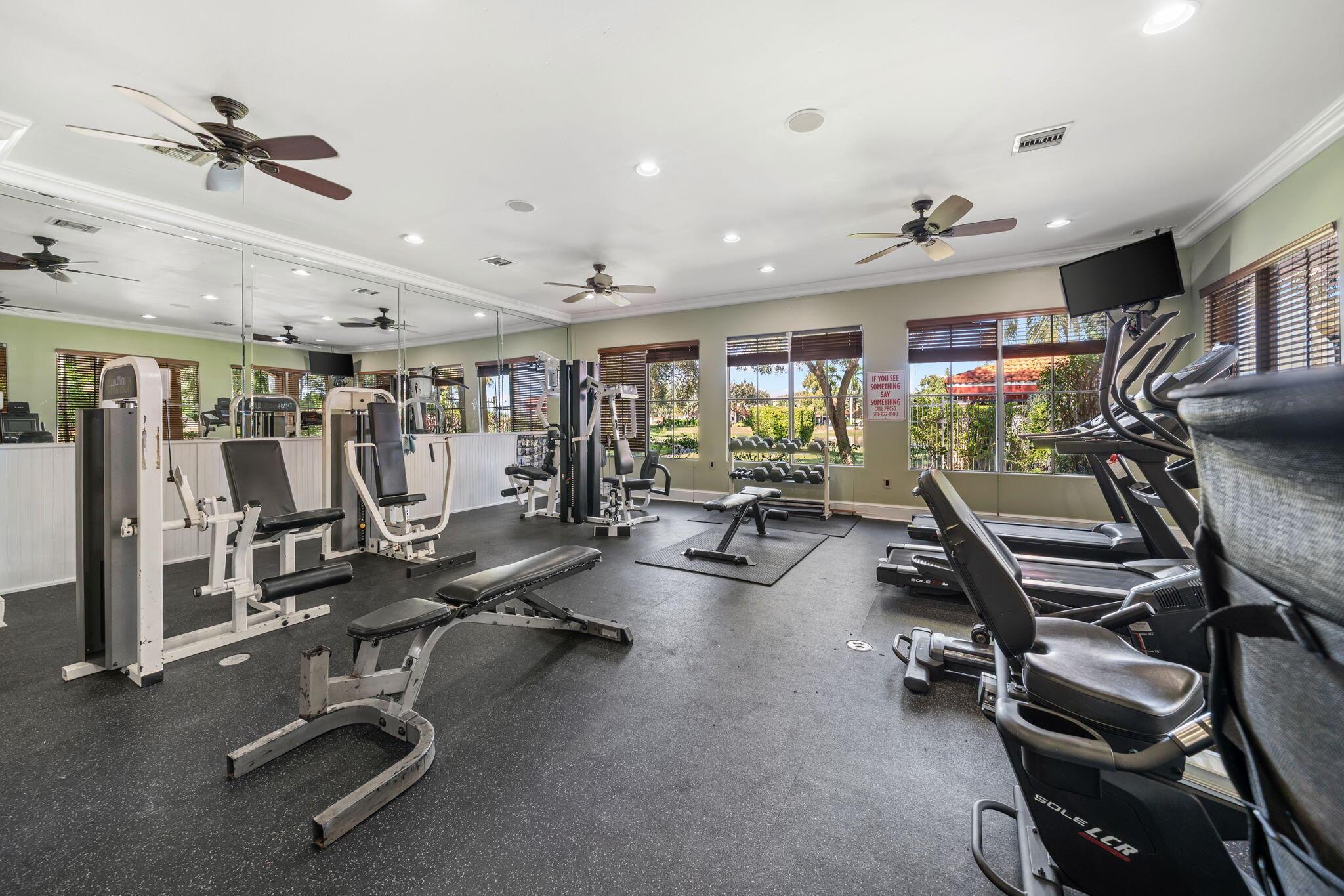 EMERALD ISLE AT LAGUNA LA - Residential