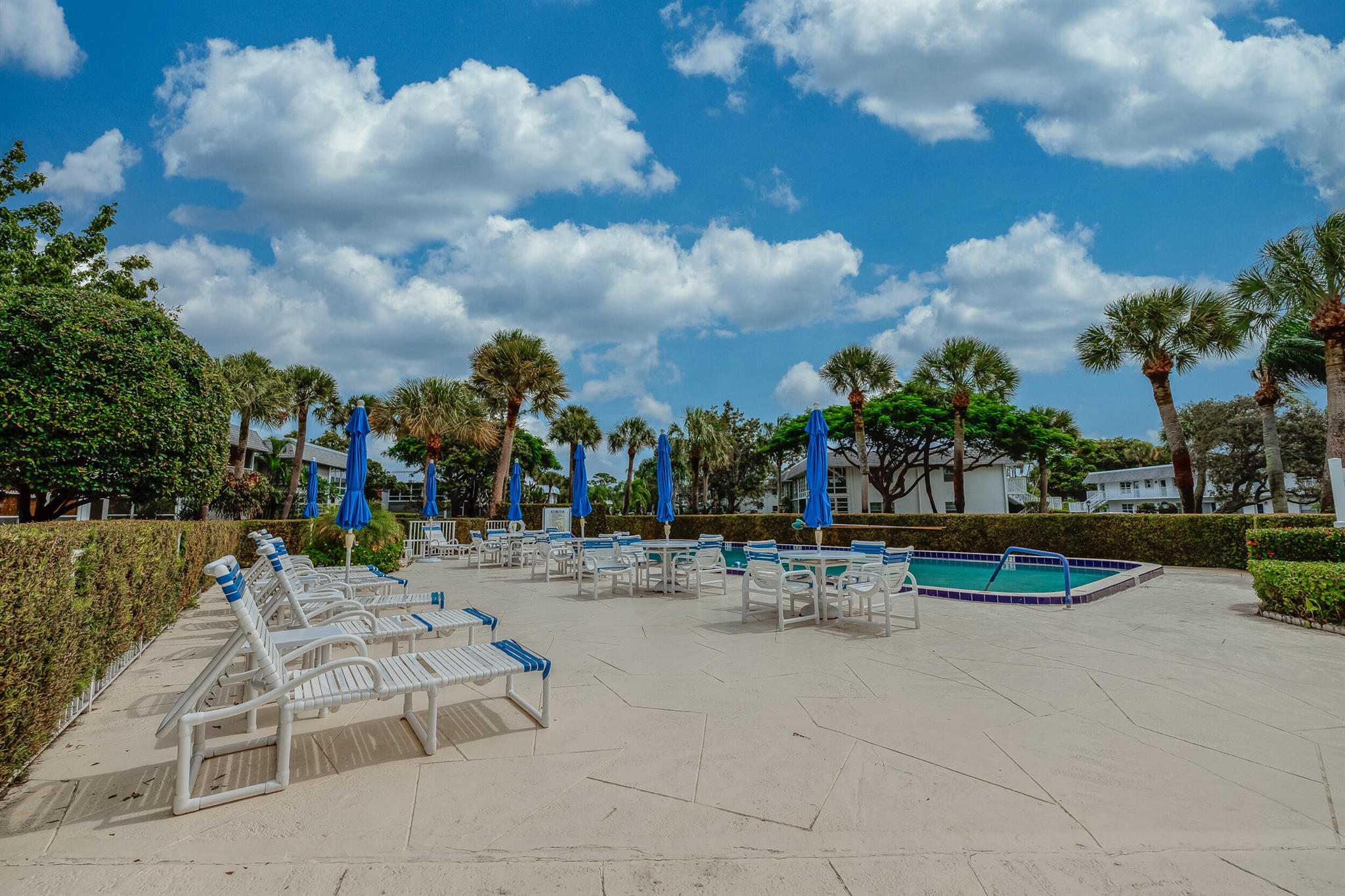 CEDAR POINTE CONDO - Residential