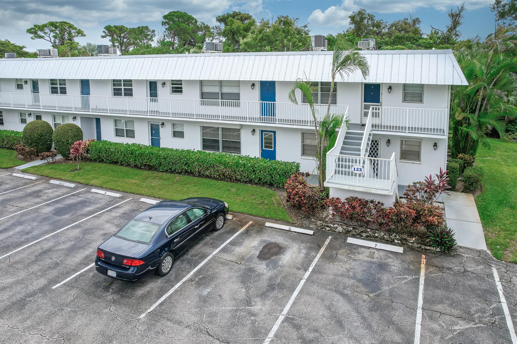 CEDAR POINTE CONDO - Residential