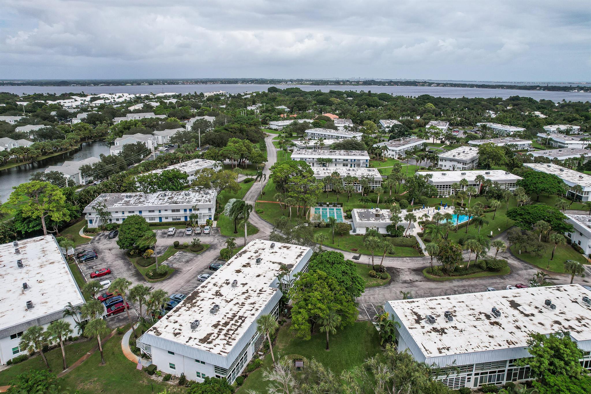 CEDAR POINTE CONDO - Residential