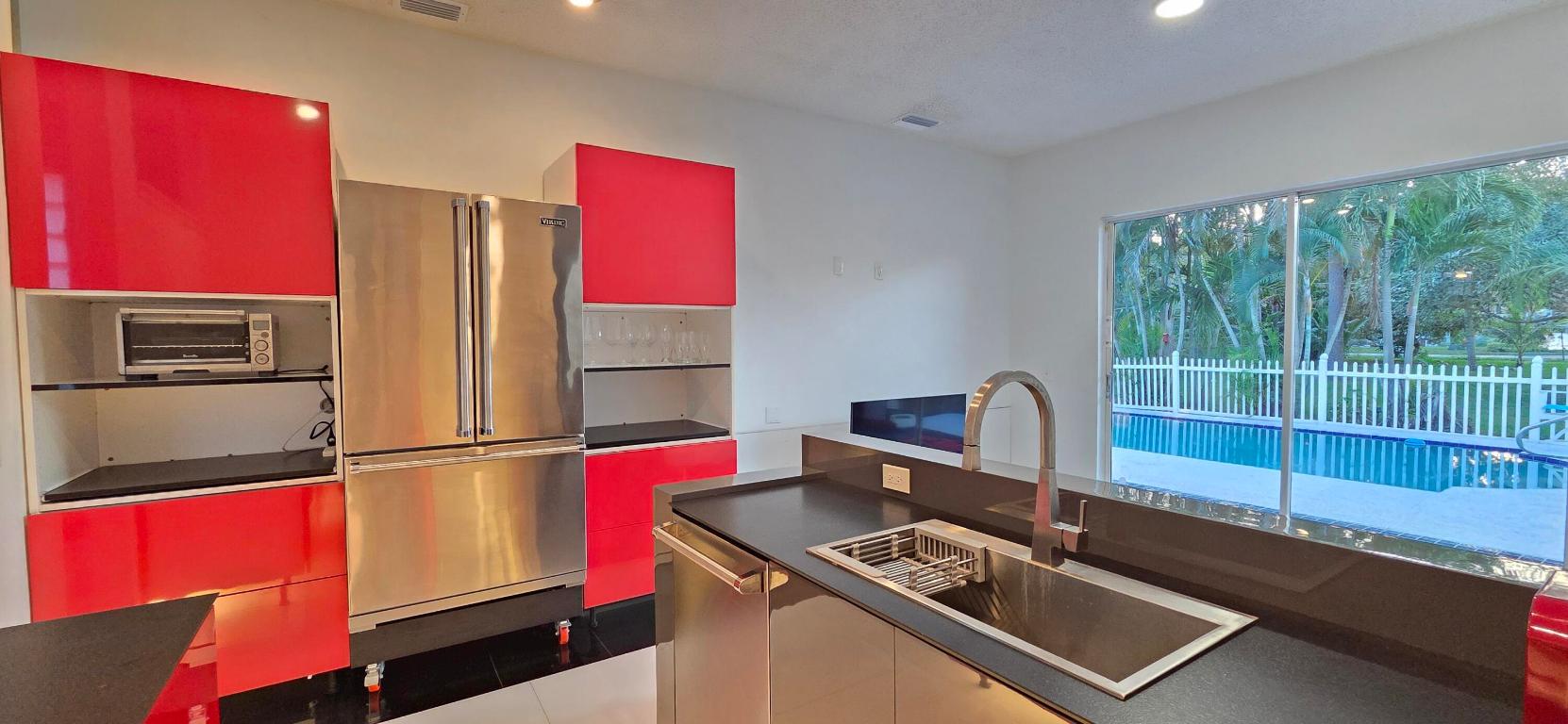 MONTEREY ON THE LAKE - Residential Lease