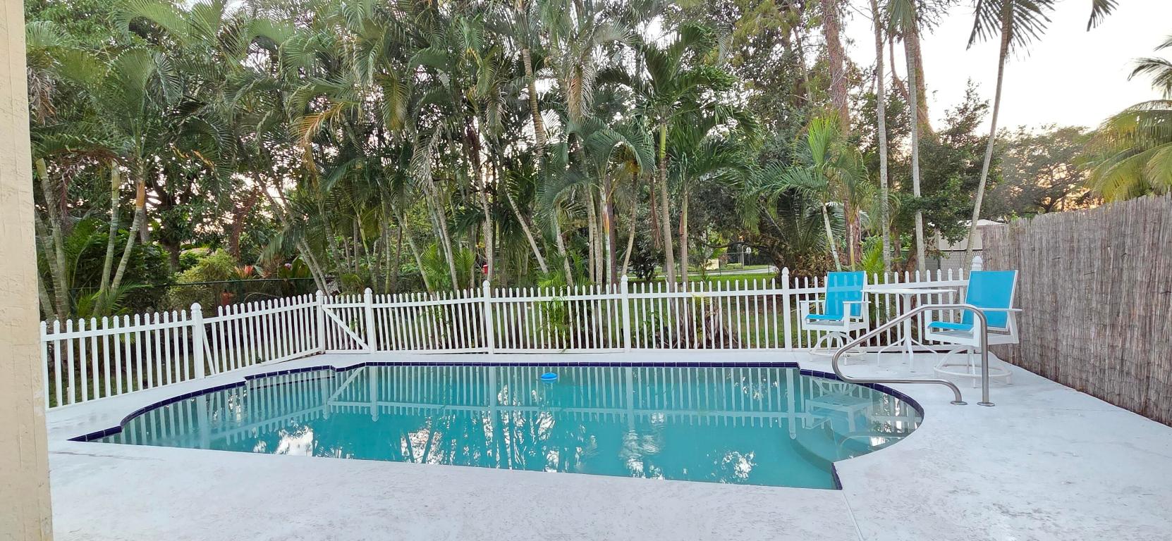 MONTEREY ON THE LAKE - Residential Lease