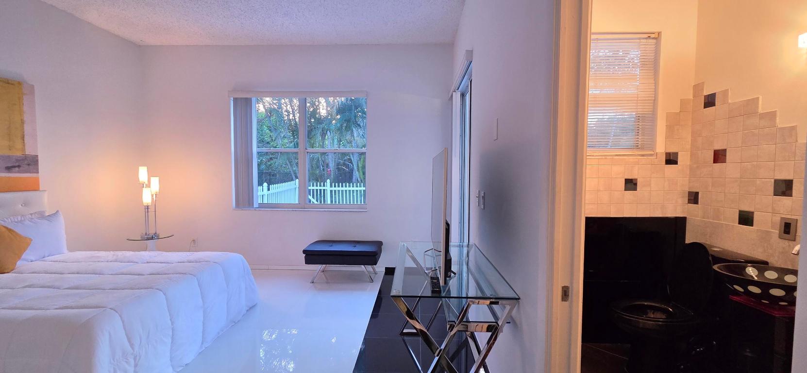 MONTEREY ON THE LAKE - Residential Lease