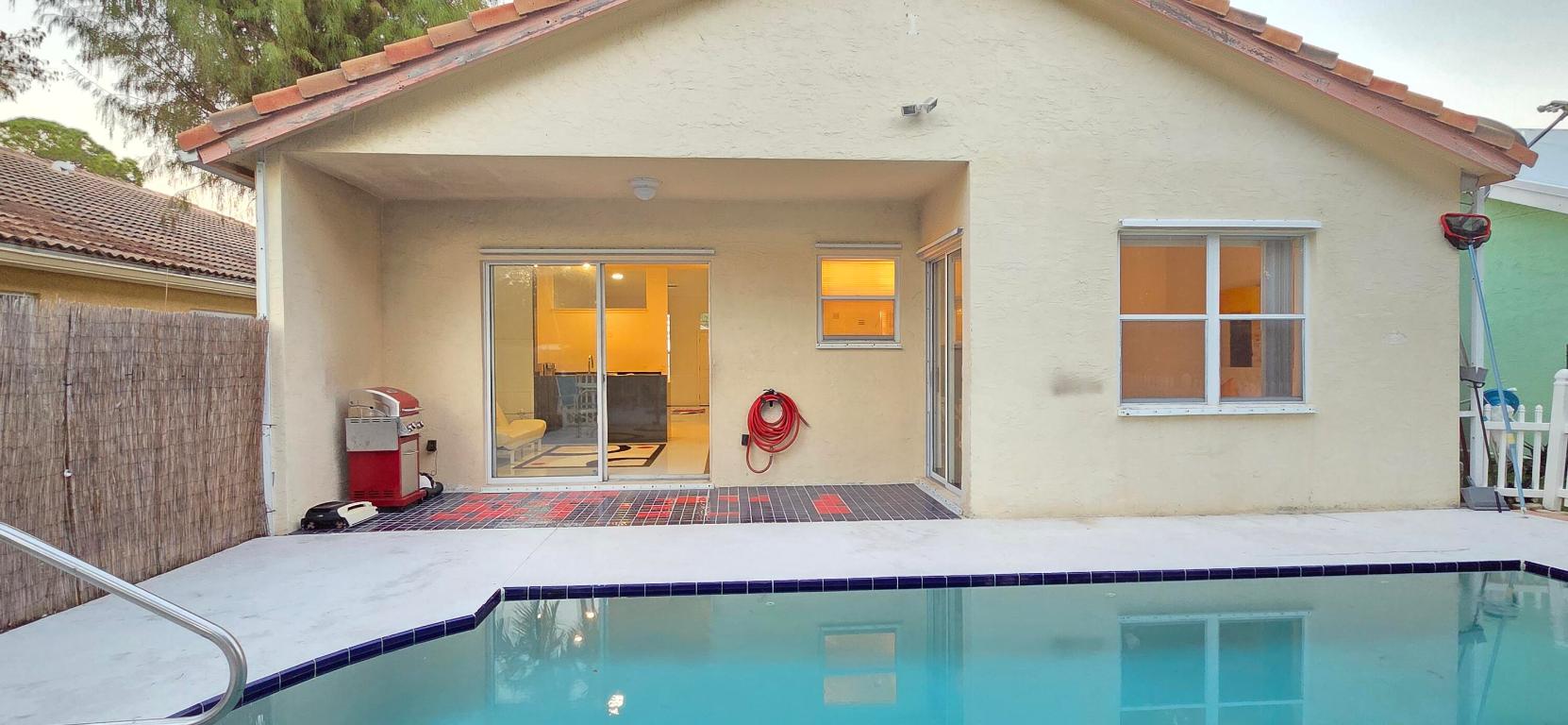 MONTEREY ON THE LAKE - Residential Lease