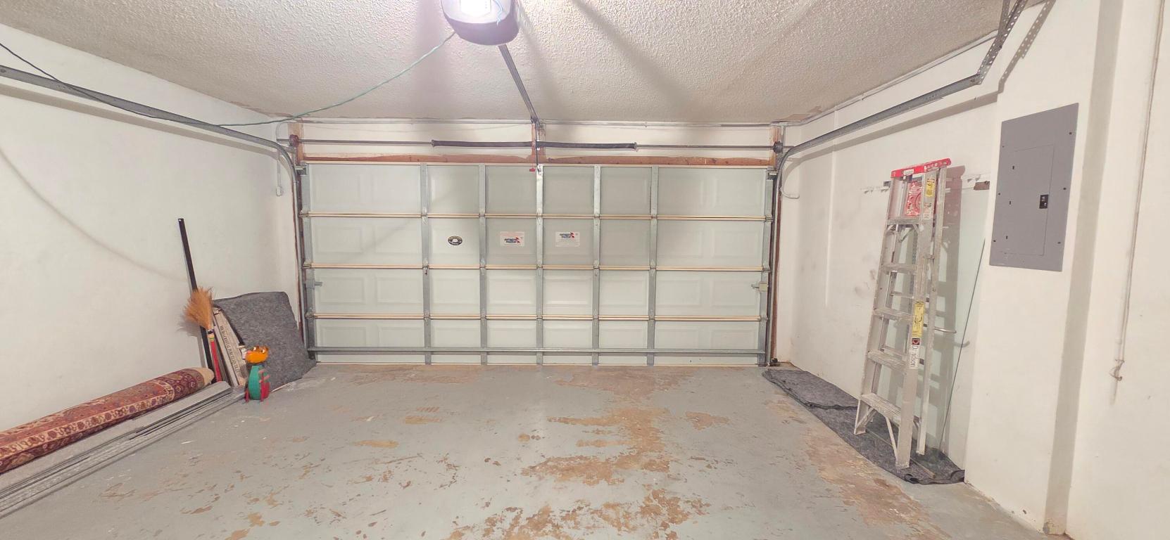 MONTEREY ON THE LAKE - Residential Lease