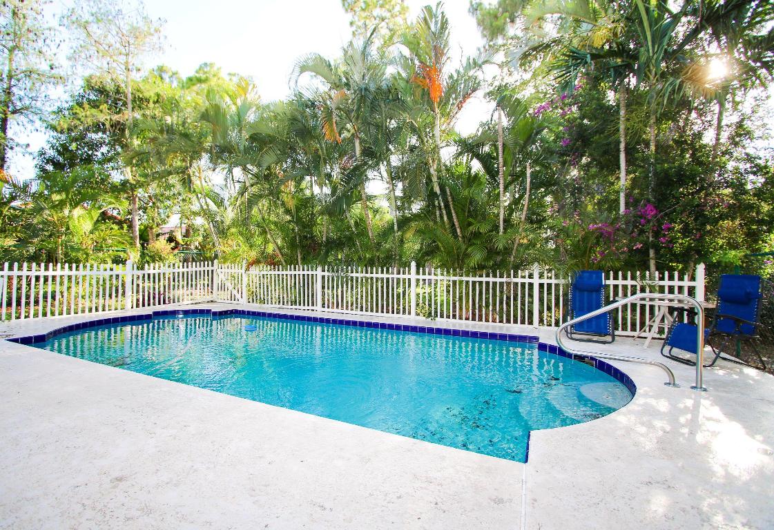 MONTEREY ON THE LAKE - Residential Lease