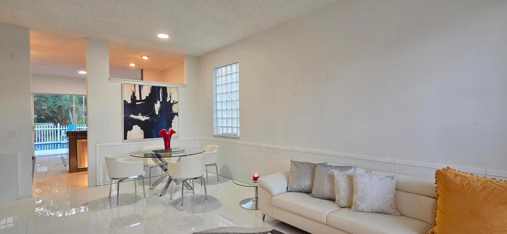 MONTEREY ON THE LAKE - Residential Lease