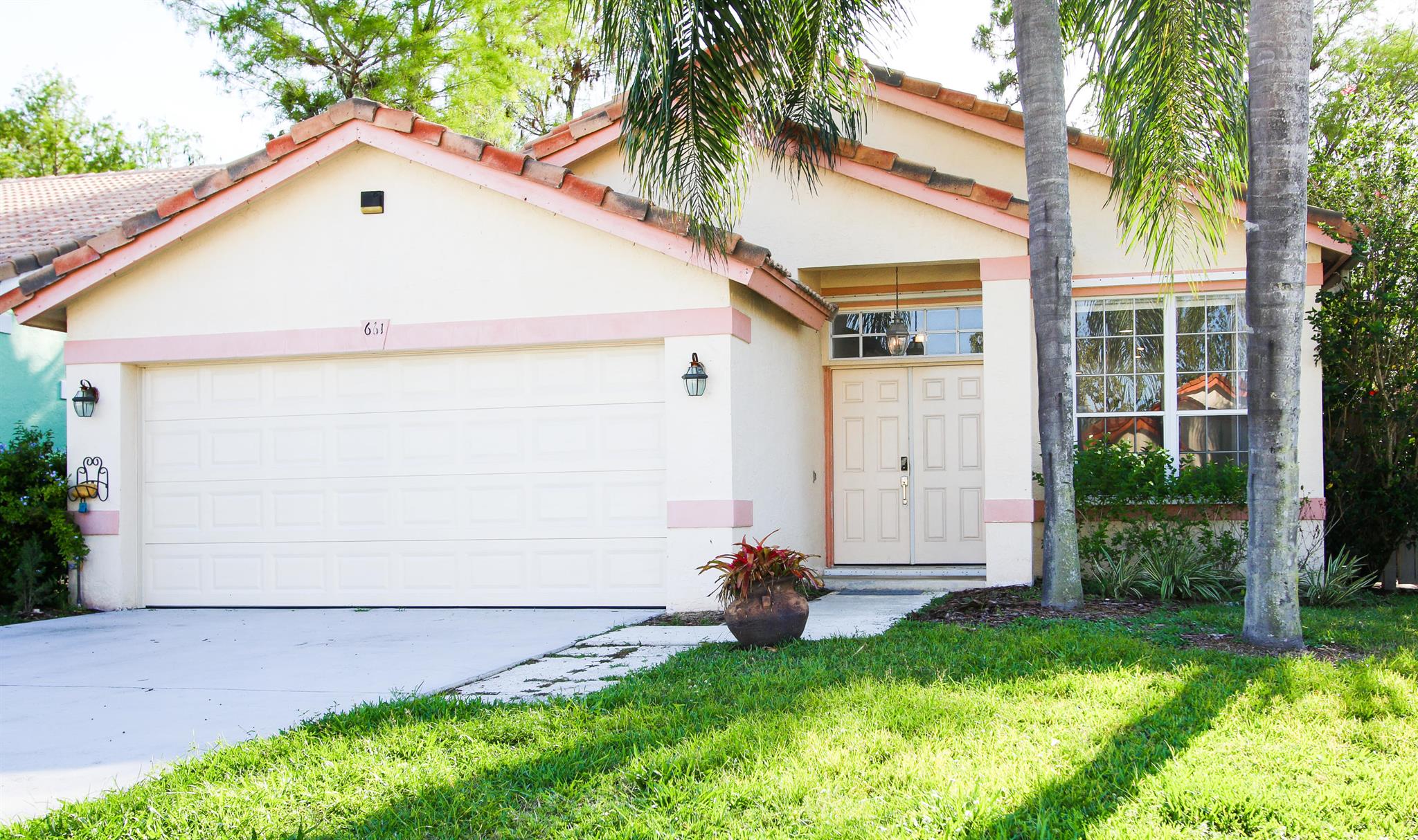 MONTEREY ON THE LAKE - Residential Lease