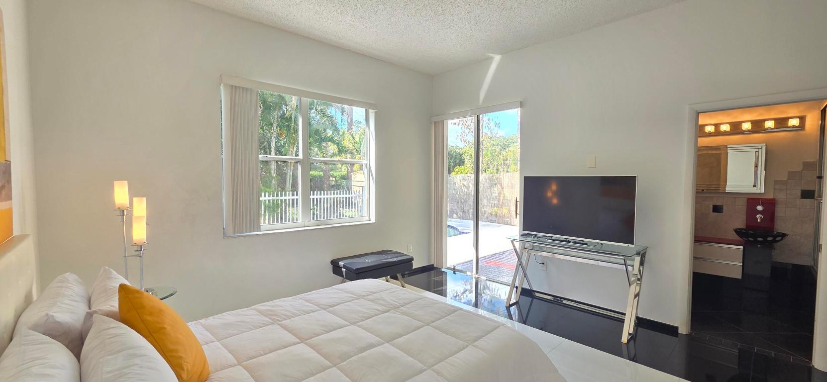 MONTEREY ON THE LAKE - Residential Lease