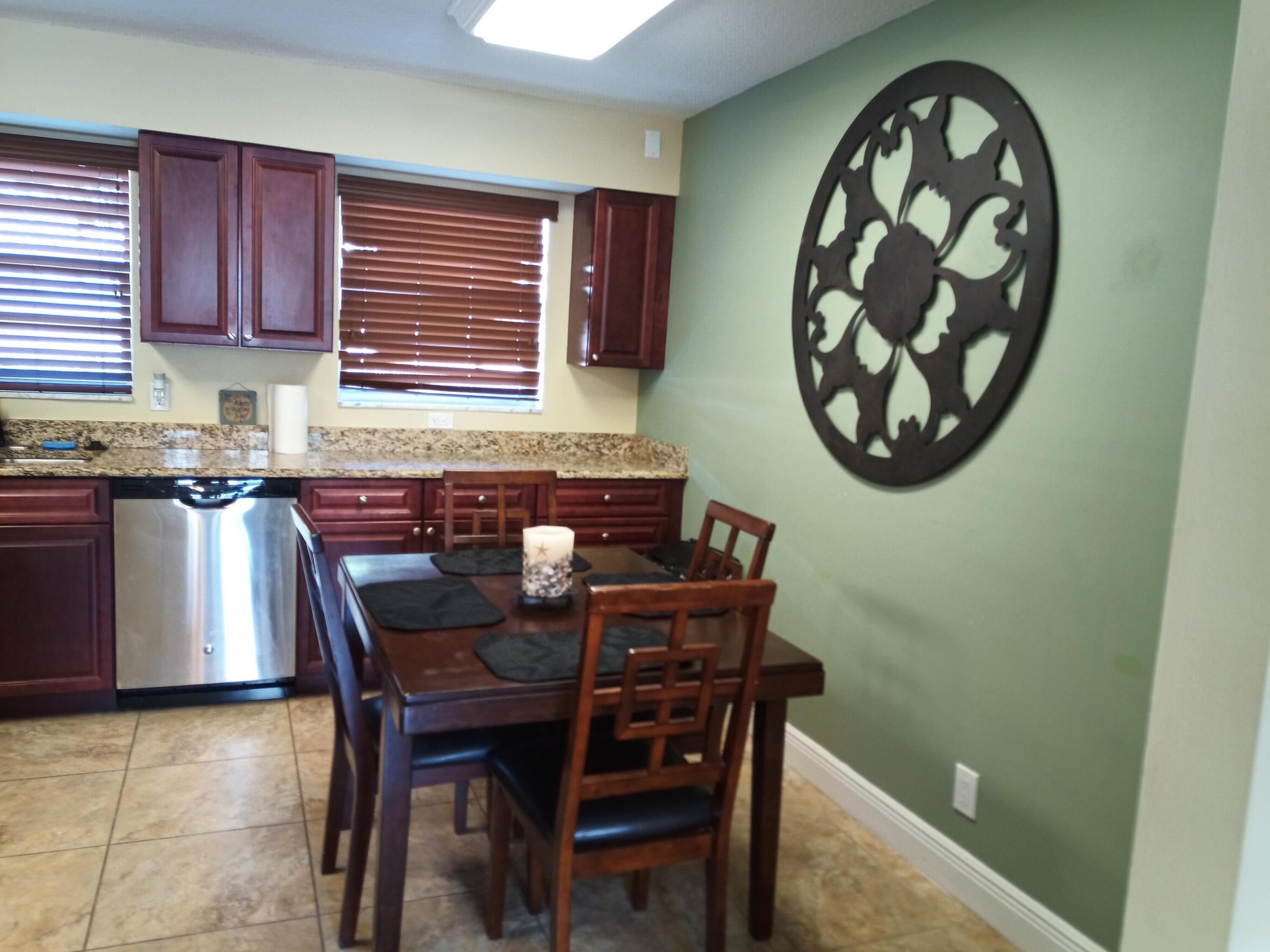 NORTH PALM BEACH VILLAGE OF 3 - Residential Lease