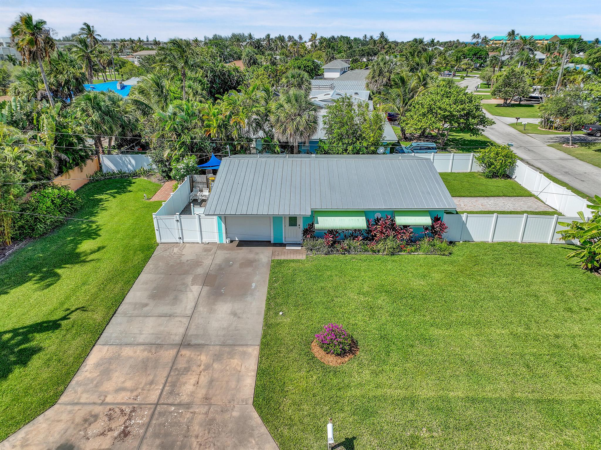 SURFSIDE-UNIT 1 SUBDIVISI - Residential Lease