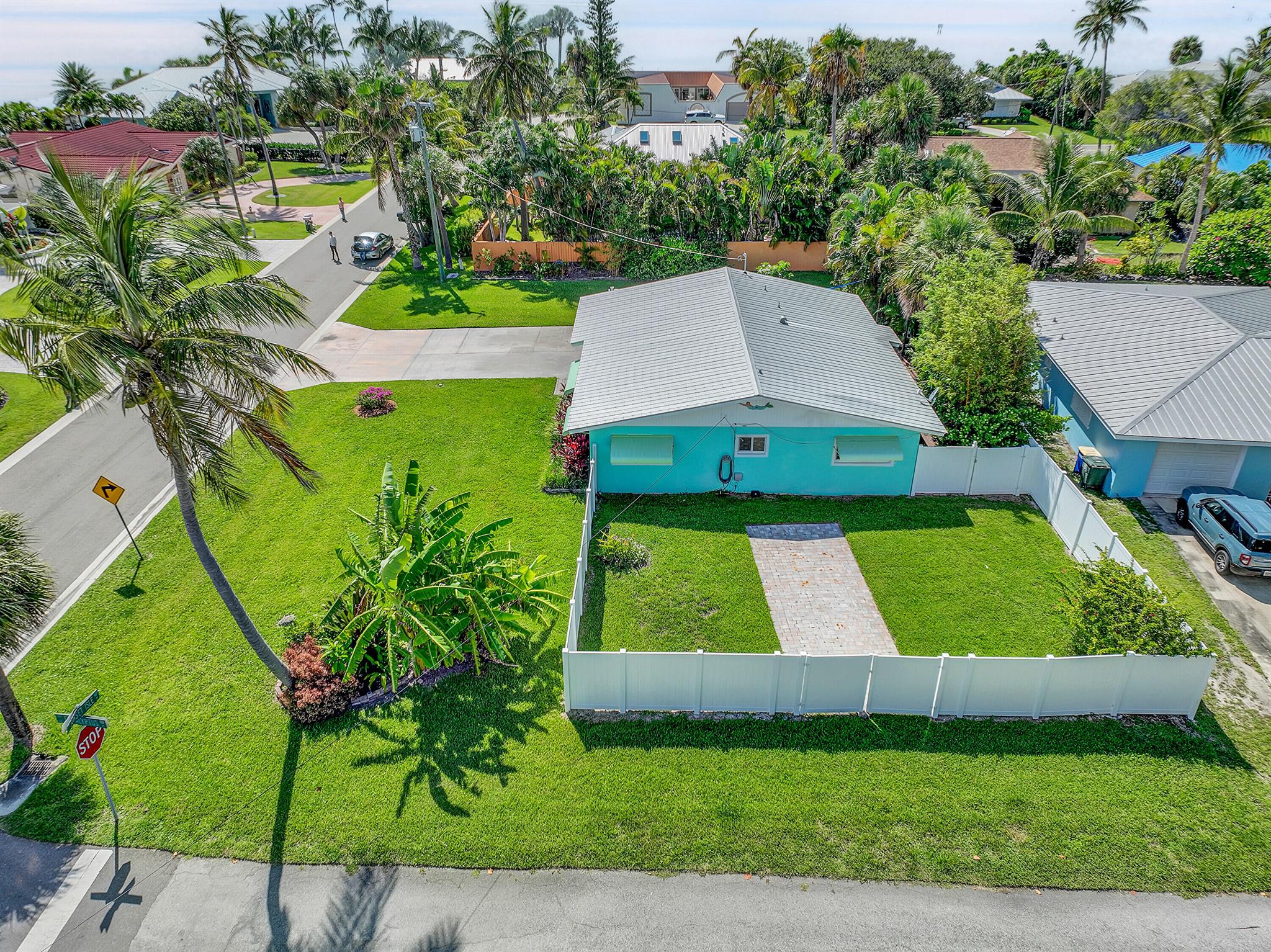 SURFSIDE-UNIT 1 SUBDIVISI - Residential Lease