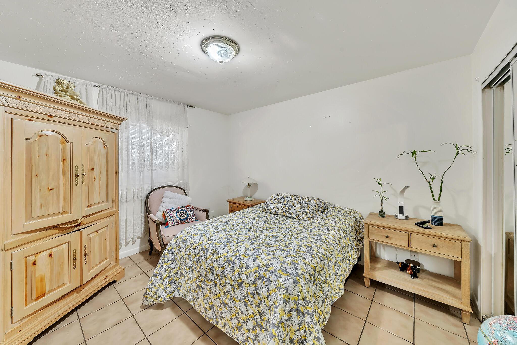 FOREST RIDGE PARK - Residential Income
