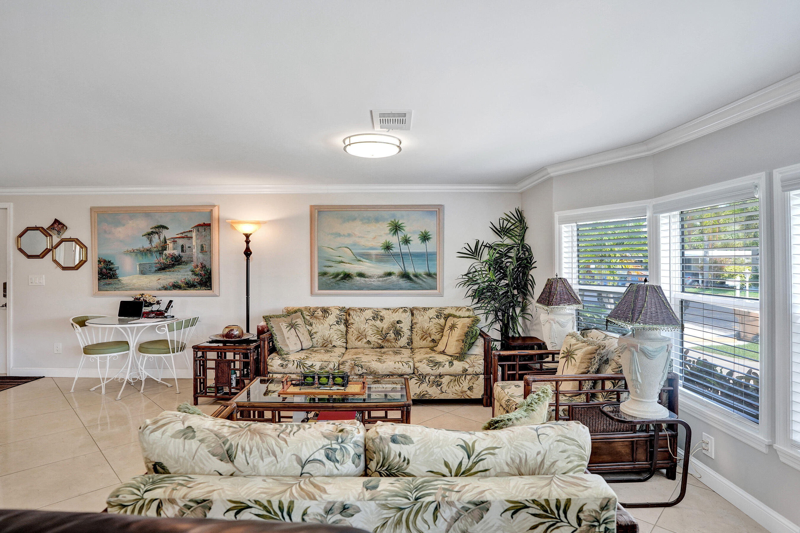 HIGHLAND MEADOWS ESTATES - Residential