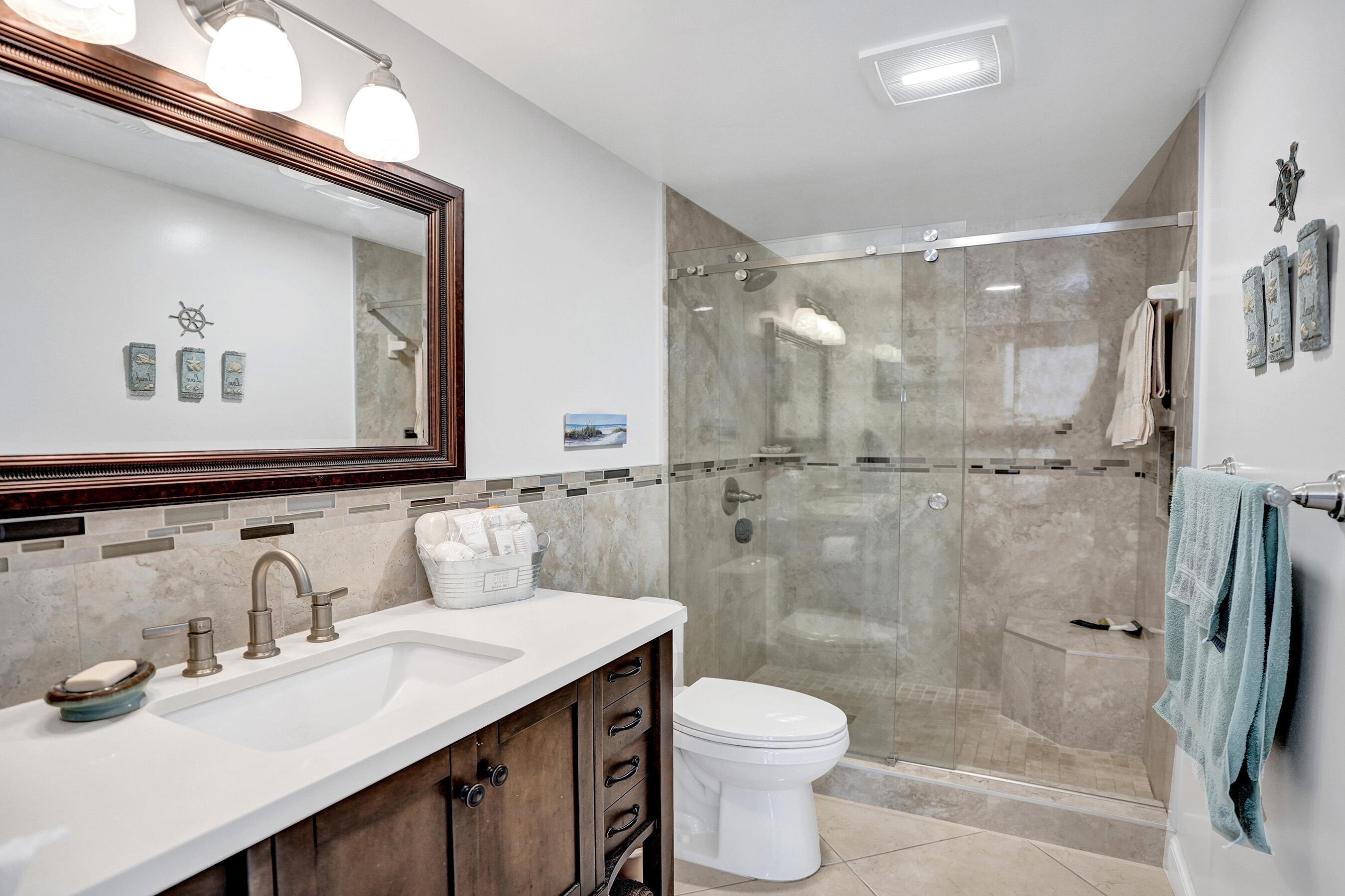 HIGHLAND MEADOWS ESTATES - Residential