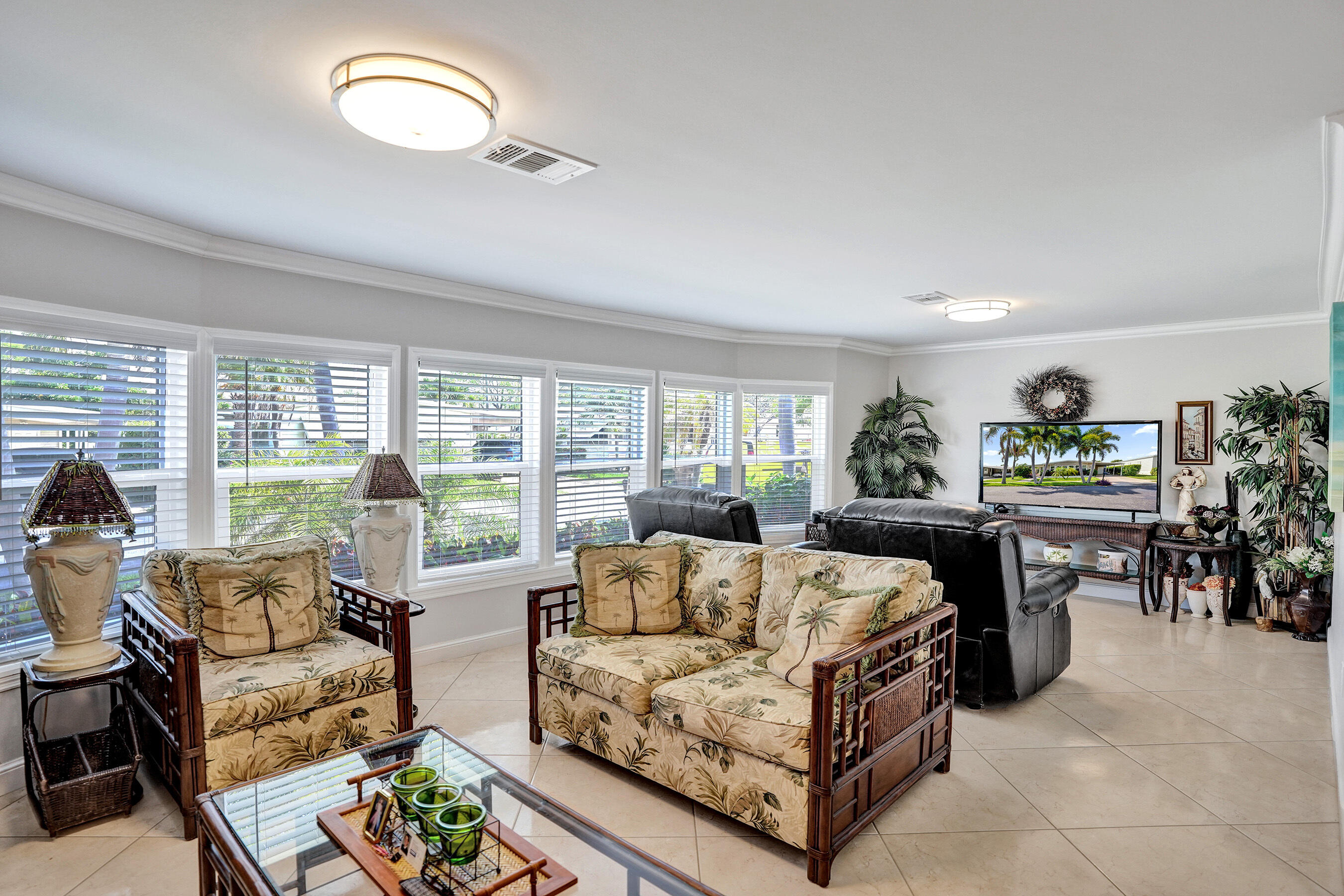 HIGHLAND MEADOWS ESTATES - Residential