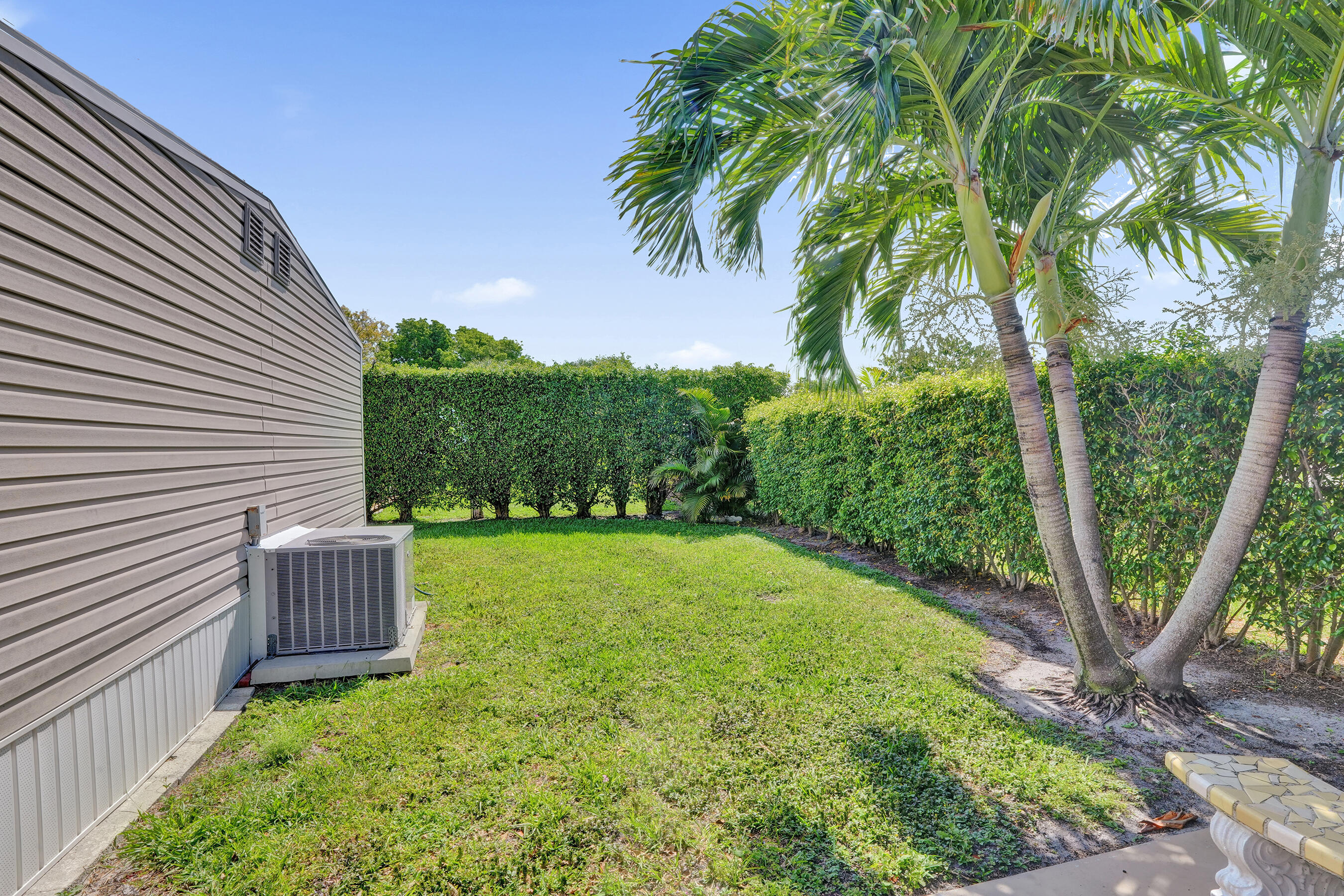 HIGHLAND MEADOWS ESTATES - Residential