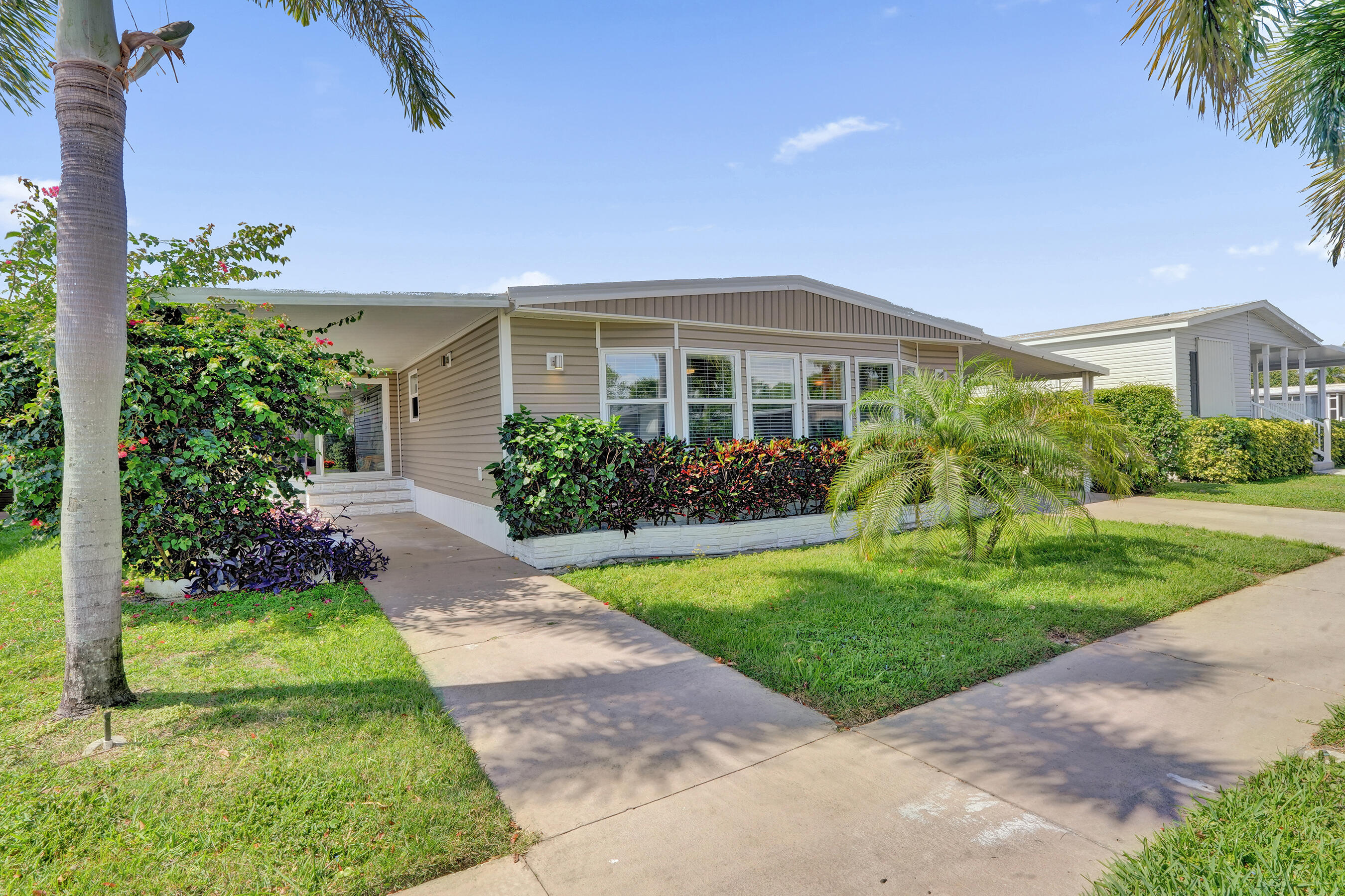 HIGHLAND MEADOWS ESTATES - Residential