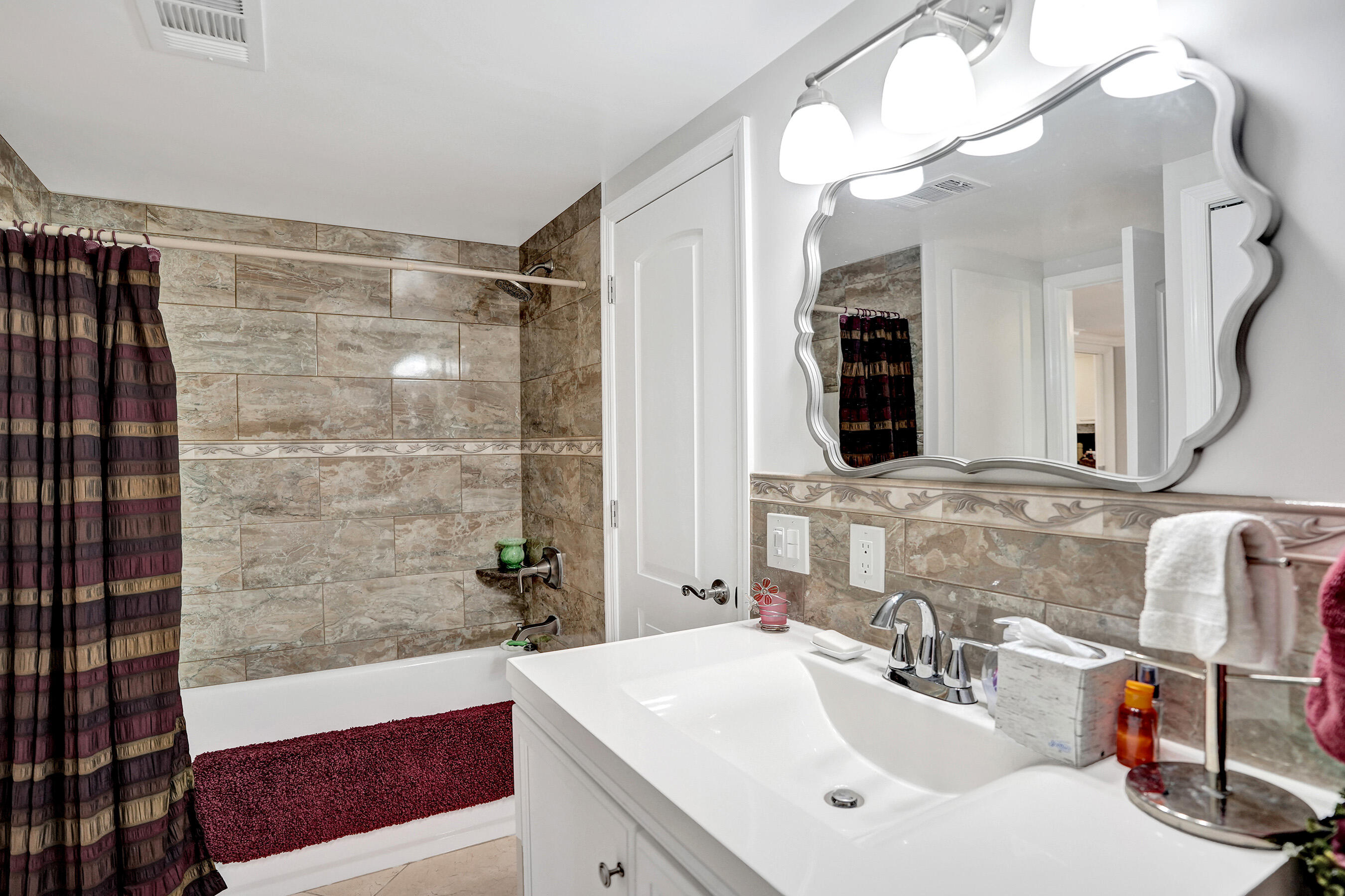 HIGHLAND MEADOWS ESTATES - Residential