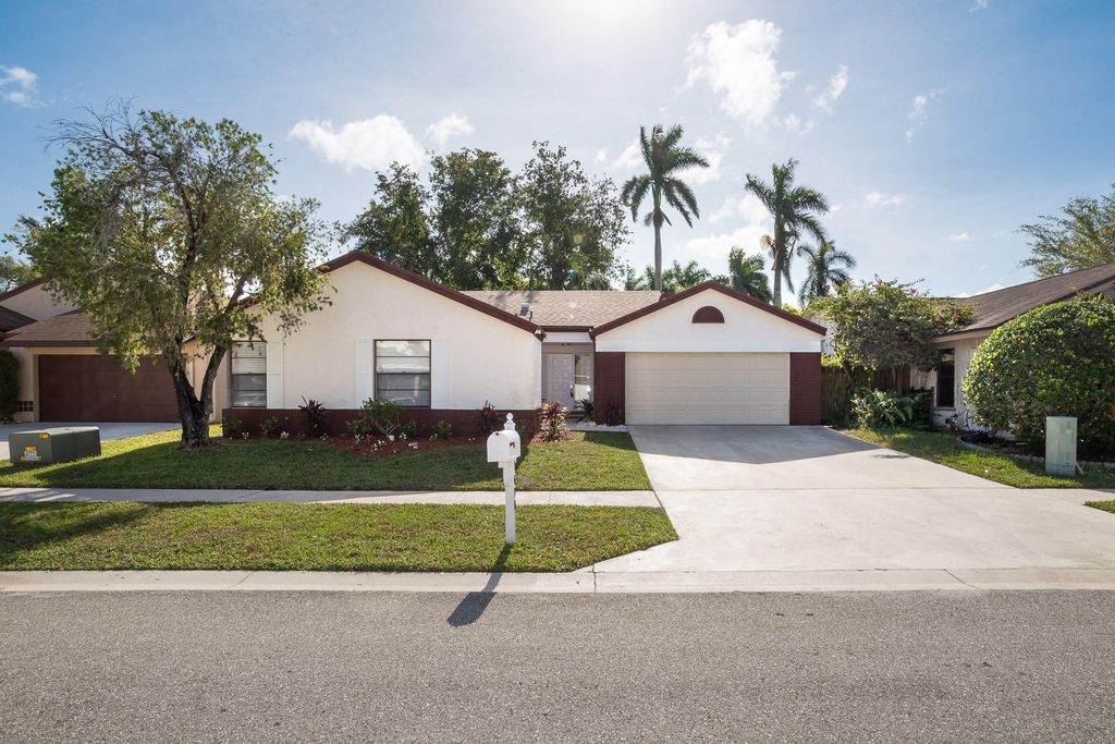 Photo of 11690 Timberwood Road, Boca Raton, FL 33428 (MLS # B26042547)