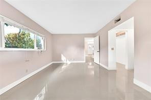 ORIOLE GOLF & TENNIS CLUB - Residential