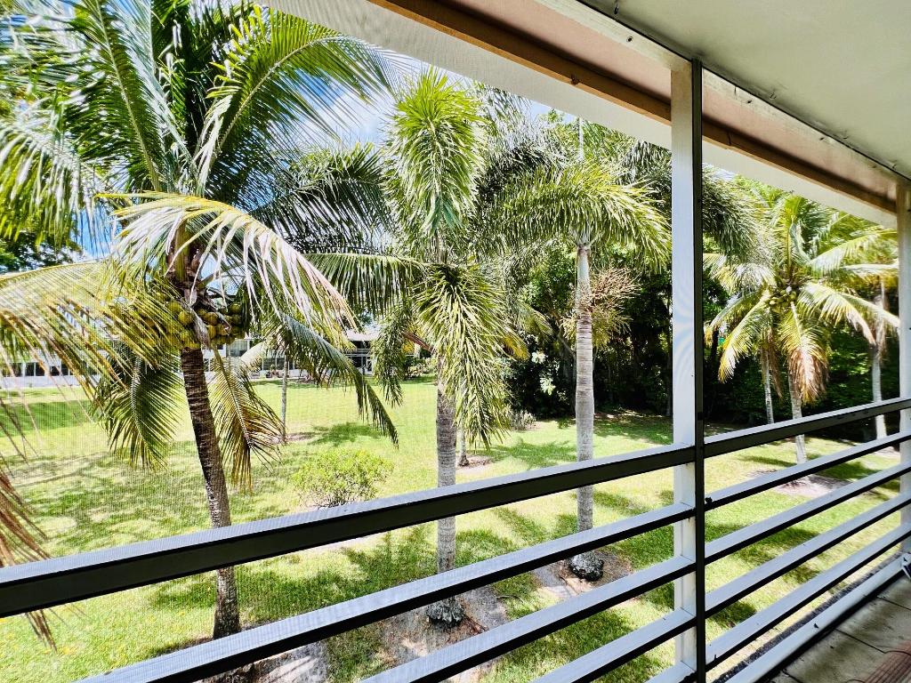 CENTURY VILLAGE -SUSSEX CONDO - Residential