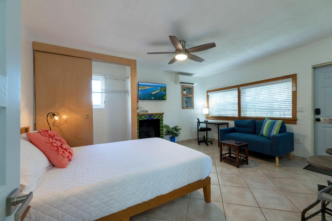 LAKE WORTH TOWN BEACH - Residential Lease