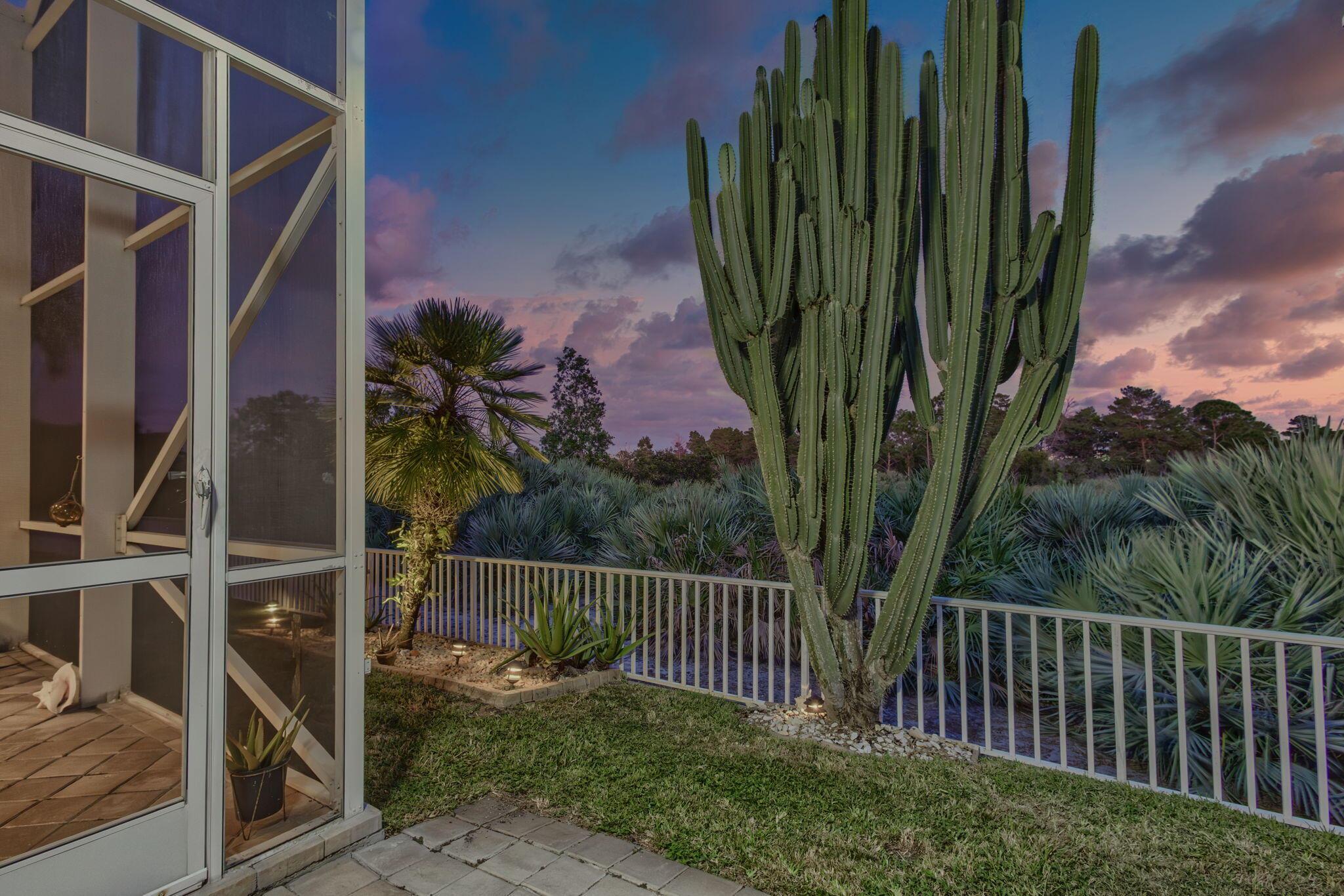 BANNER LAKE (AKA COTTAGES - Residential