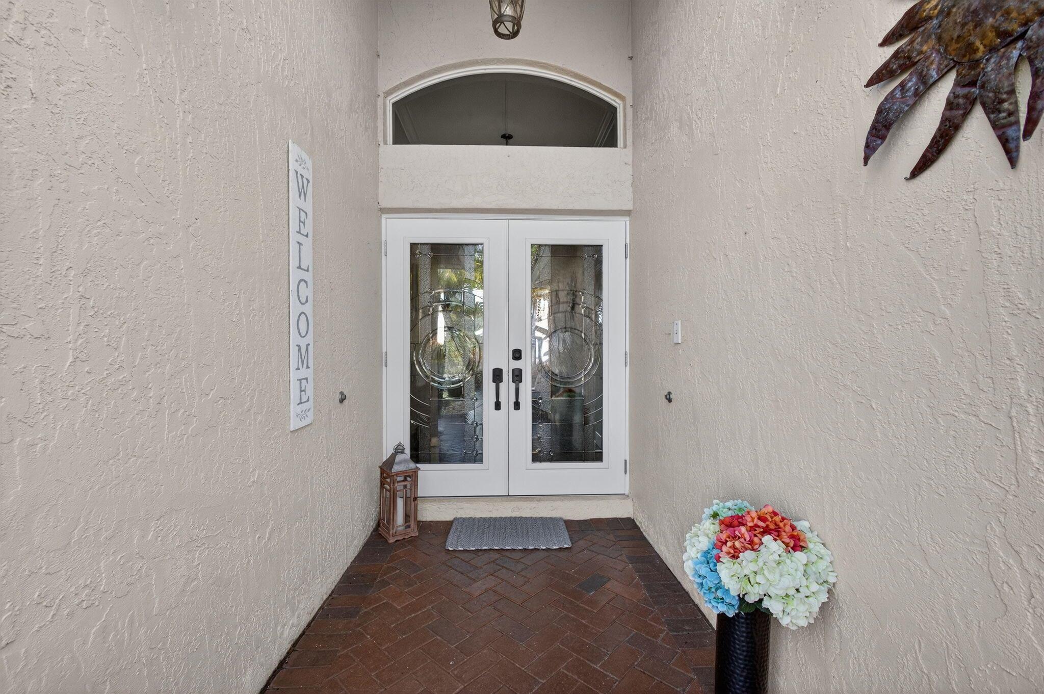 BANNER LAKE (AKA COTTAGES - Residential