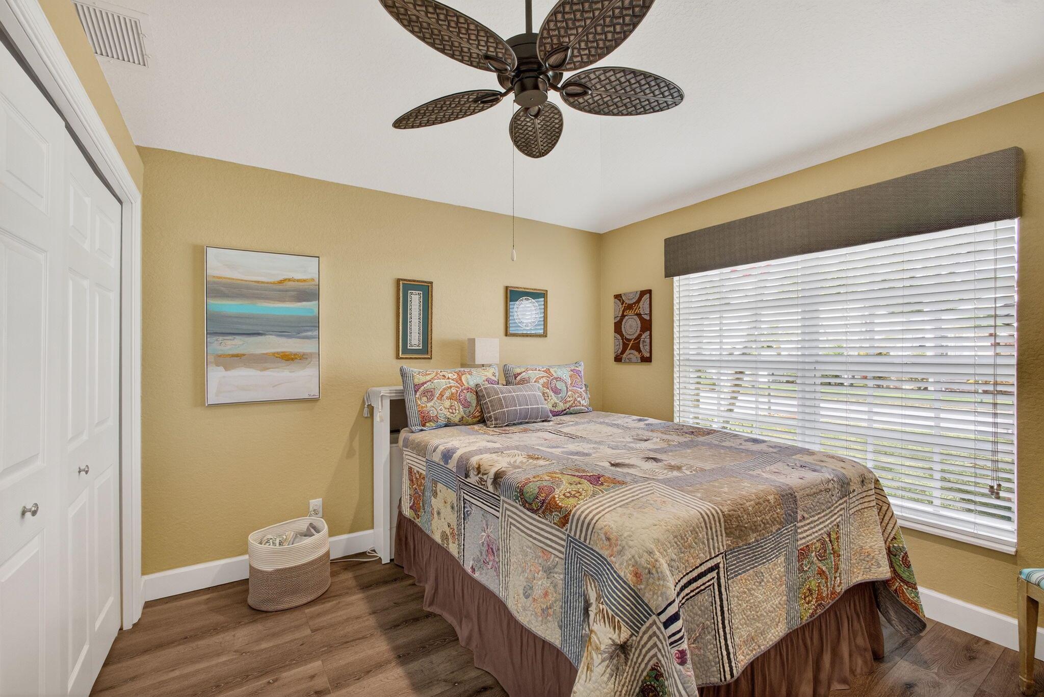 BANNER LAKE (AKA COTTAGES - Residential