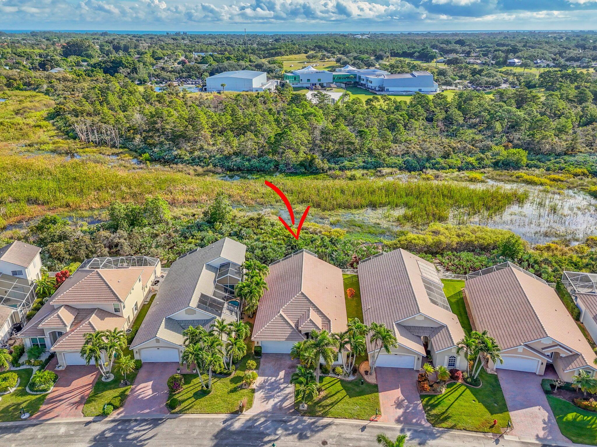 BANNER LAKE (AKA COTTAGES - Residential