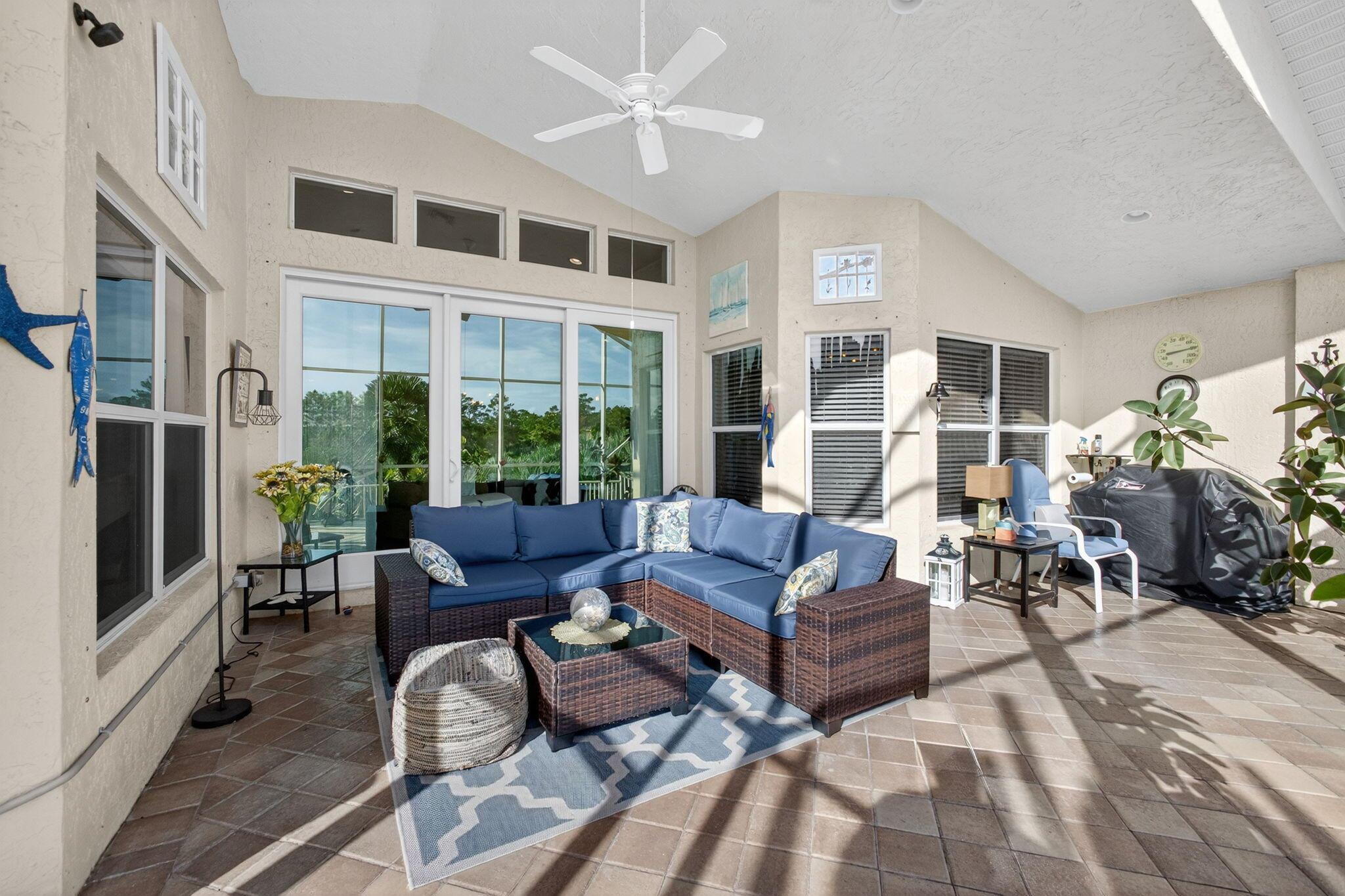 BANNER LAKE (AKA COTTAGES - Residential