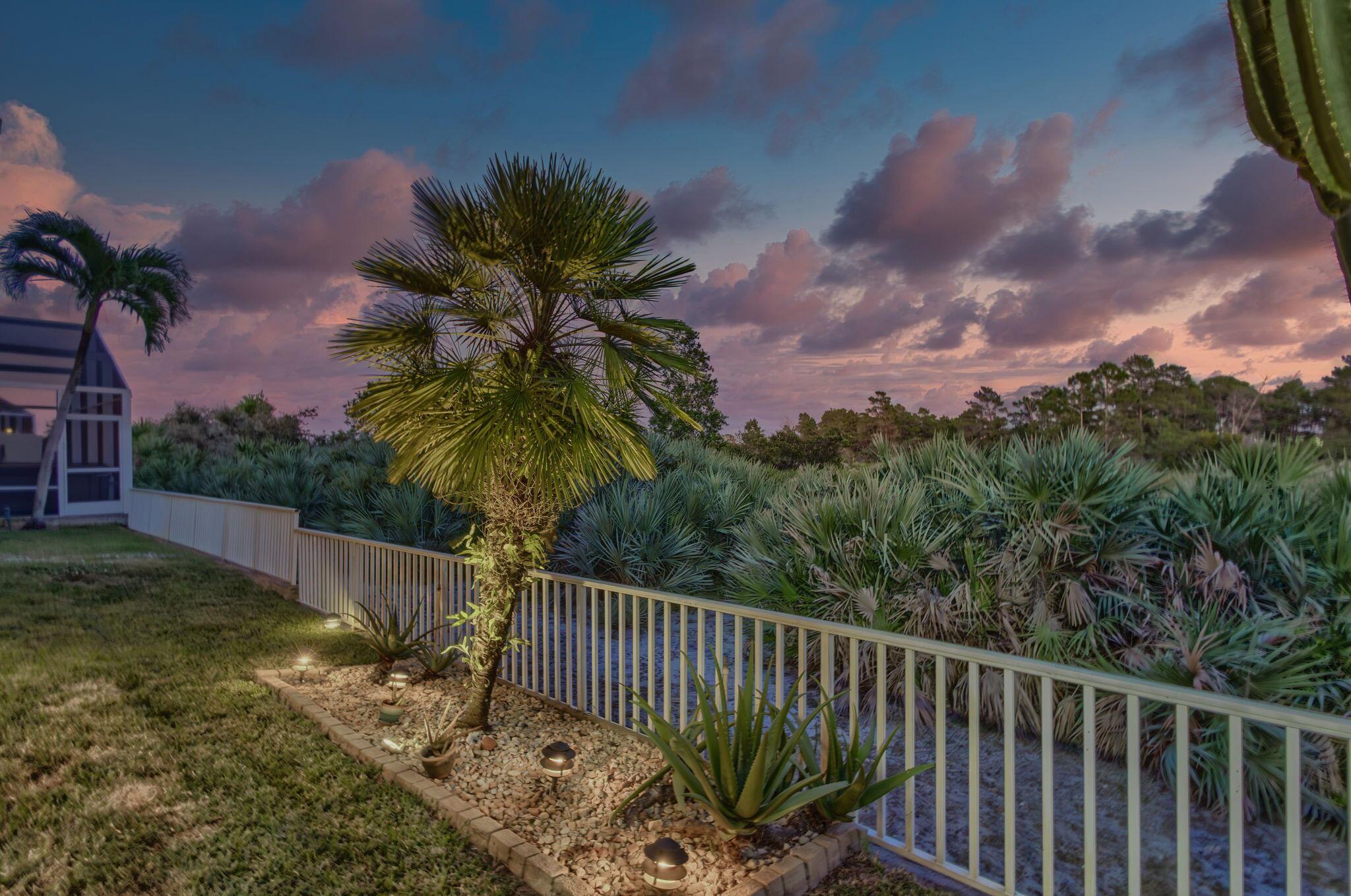 BANNER LAKE (AKA COTTAGES - Residential