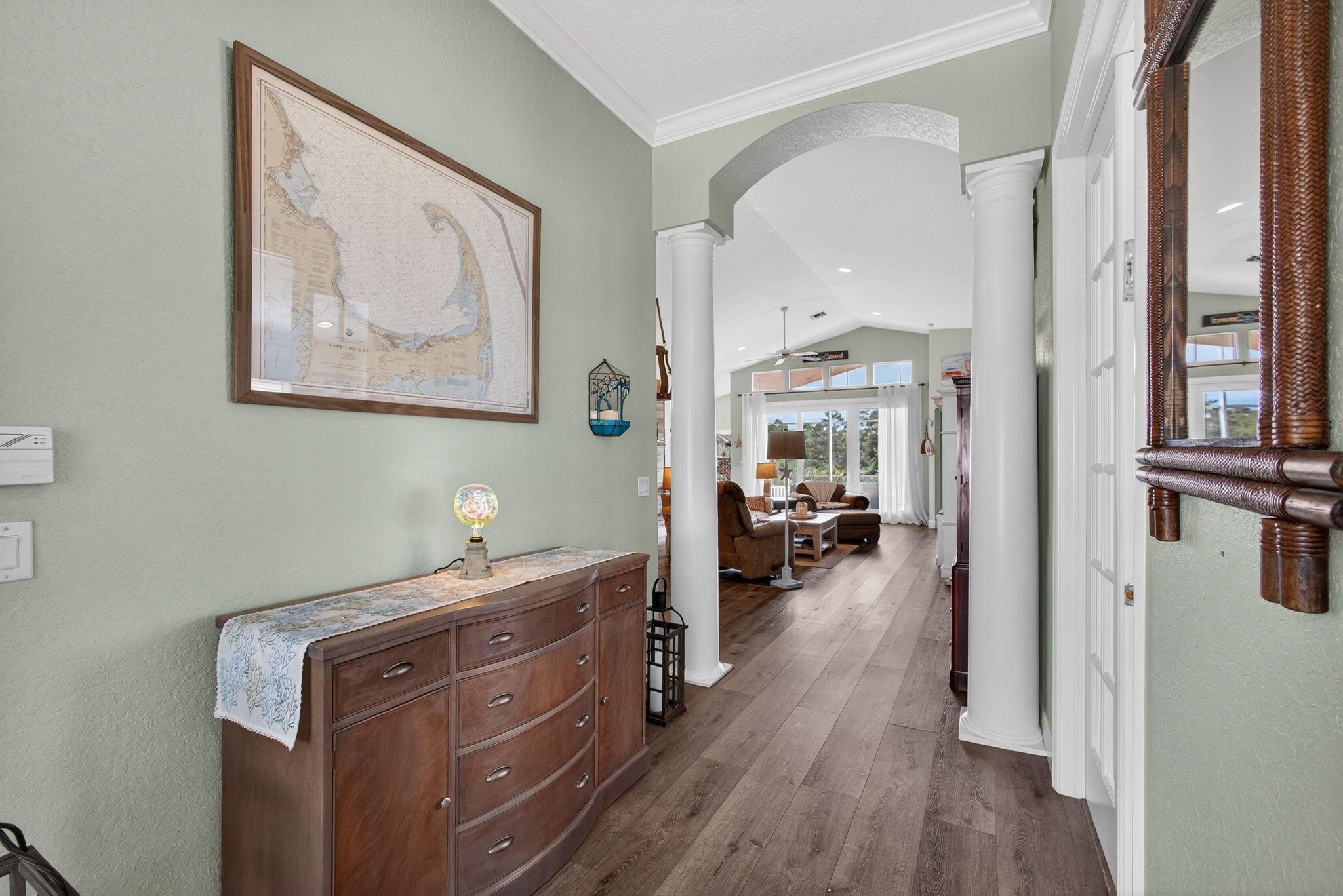 BANNER LAKE (AKA COTTAGES - Residential