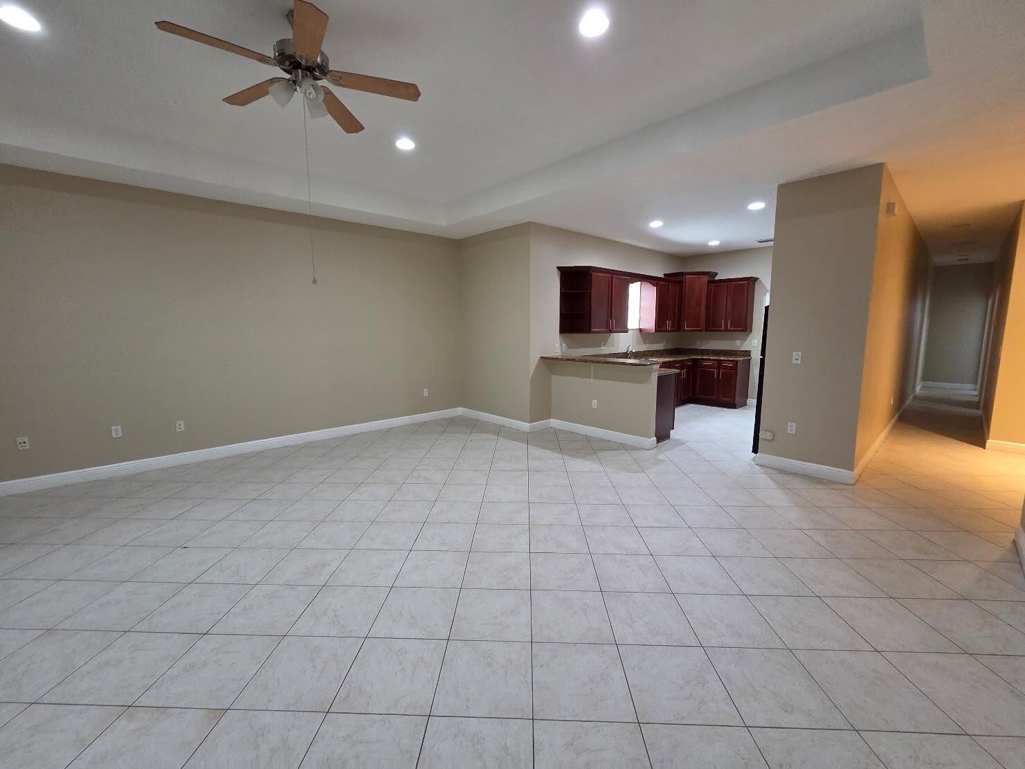 4409 COQUINA WINDS Way