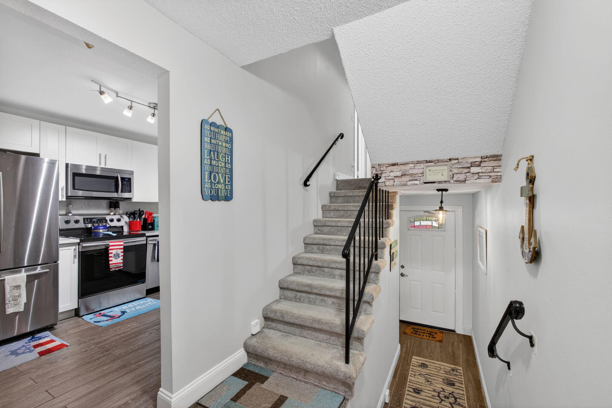 390 Golfview Road H