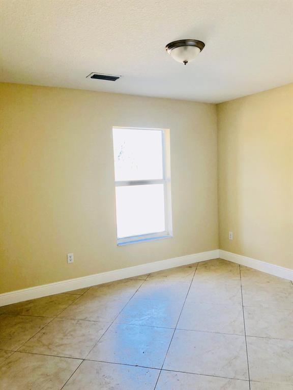 PALM ACRES ESTATES - Residential