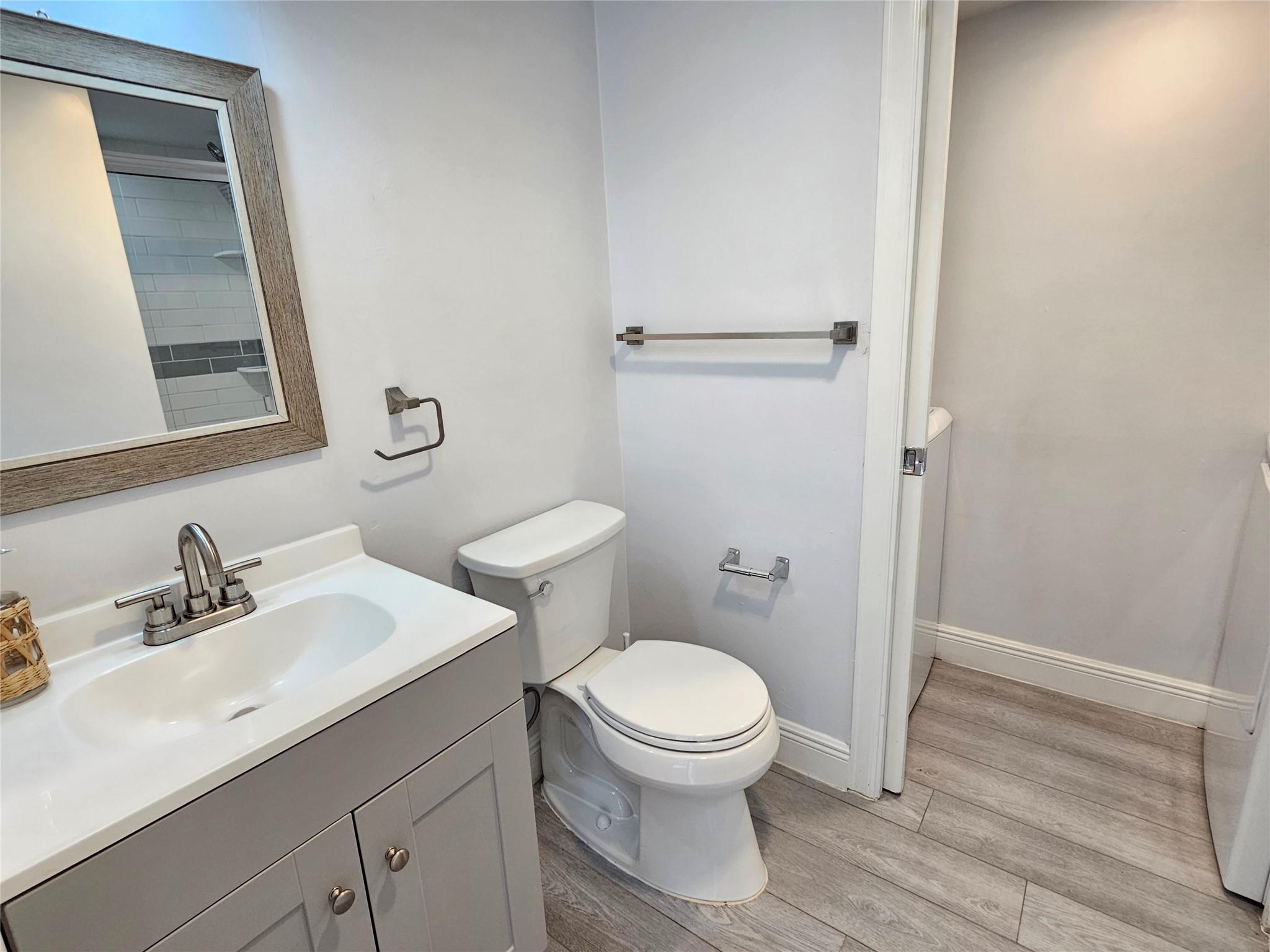 DELRAY OAKS CONDO - Residential Lease