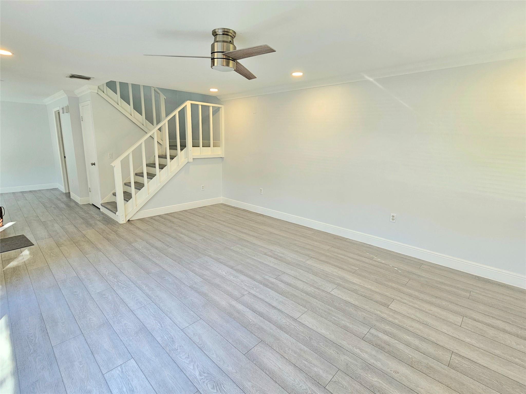 DELRAY OAKS CONDO - Residential Lease