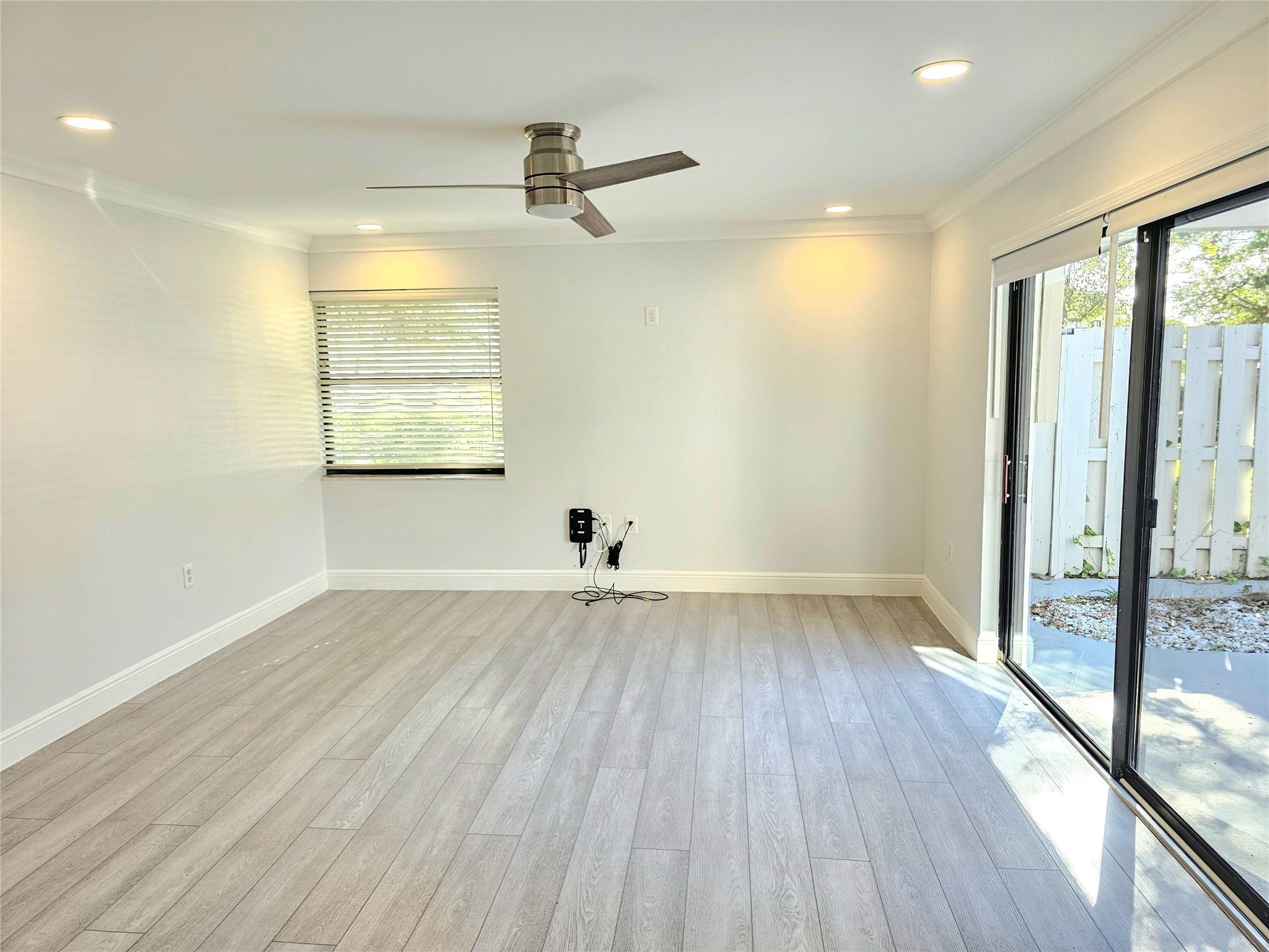 DELRAY OAKS CONDO - Residential Lease