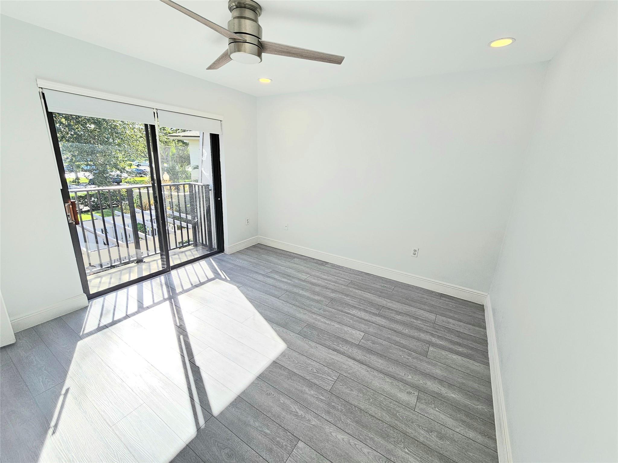 DELRAY OAKS CONDO - Residential Lease