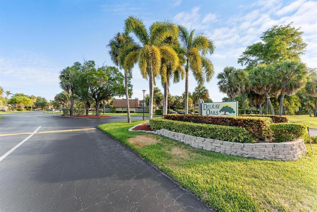 DELRAY OAKS CONDO - Residential Lease