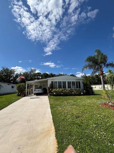 10 SE Iberian Lane Port St Lucie FL 34952