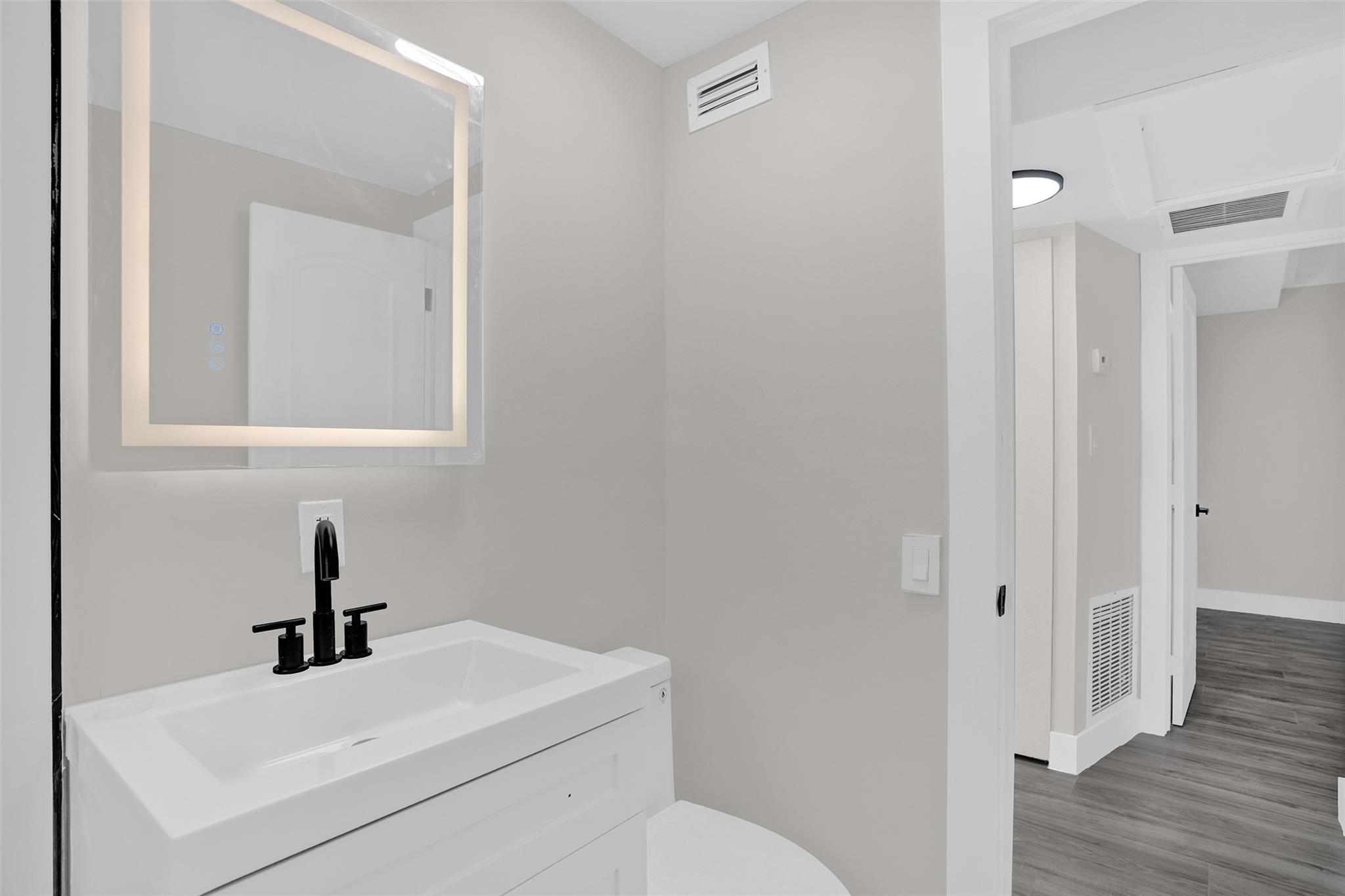 GILLCREST FIRST ADD - Residential