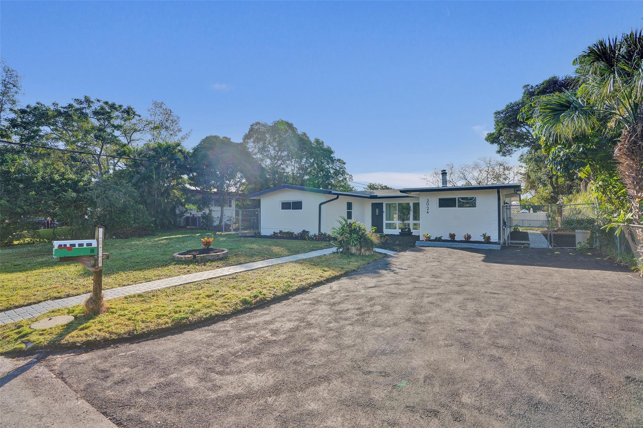 GILLCREST FIRST ADD - Residential