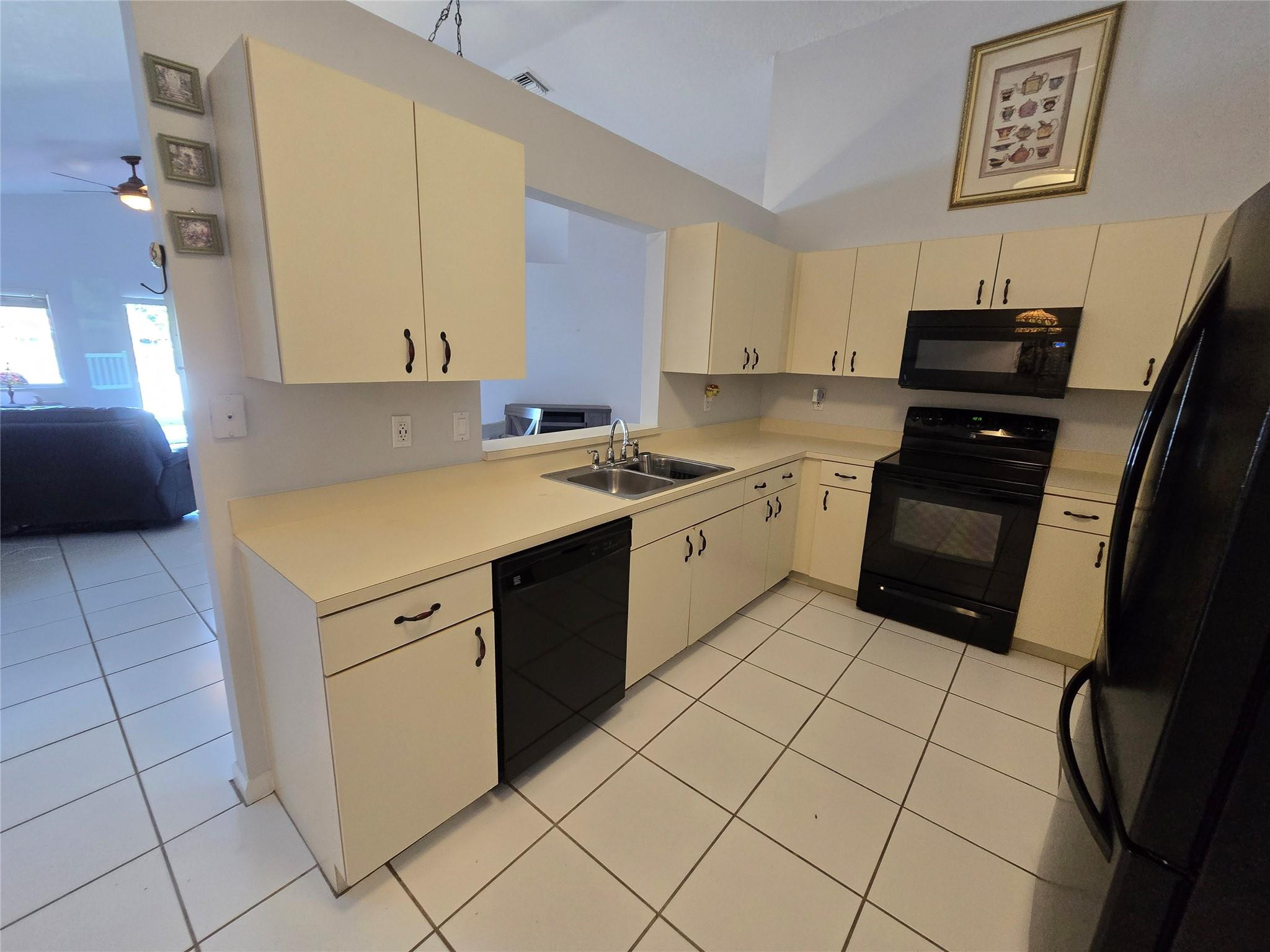 SUNSET COVE - Residential