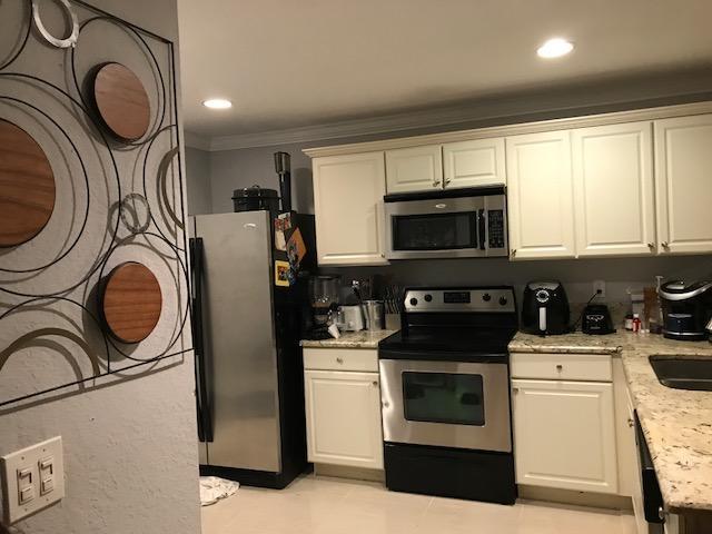 NEWPORT ISLES - Residential