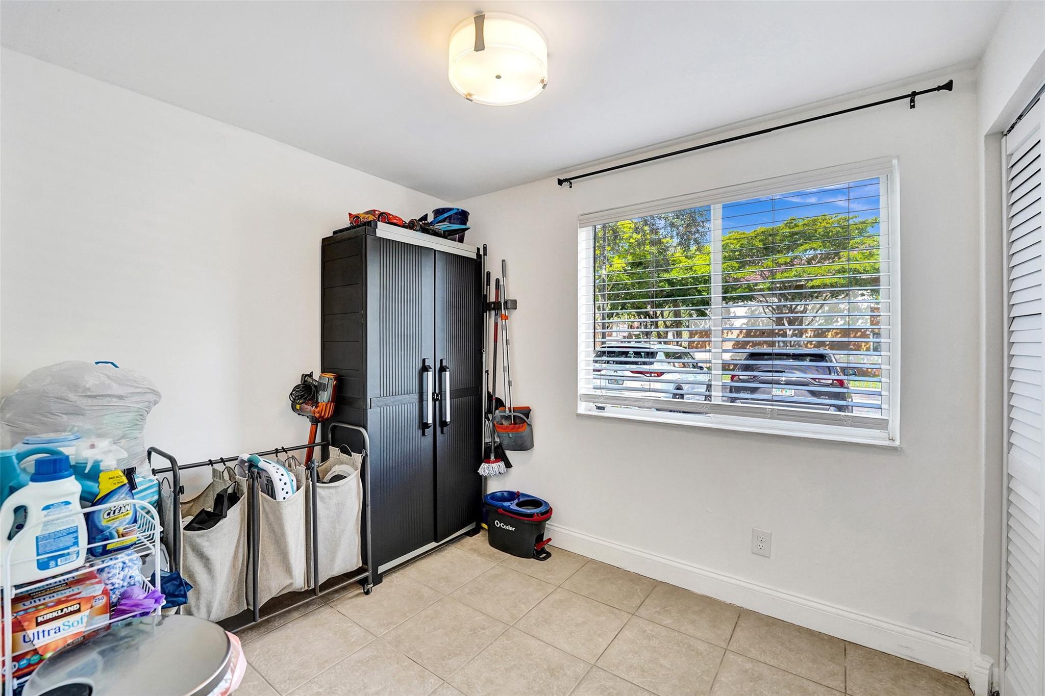 COLONNADES CONDO - Residential