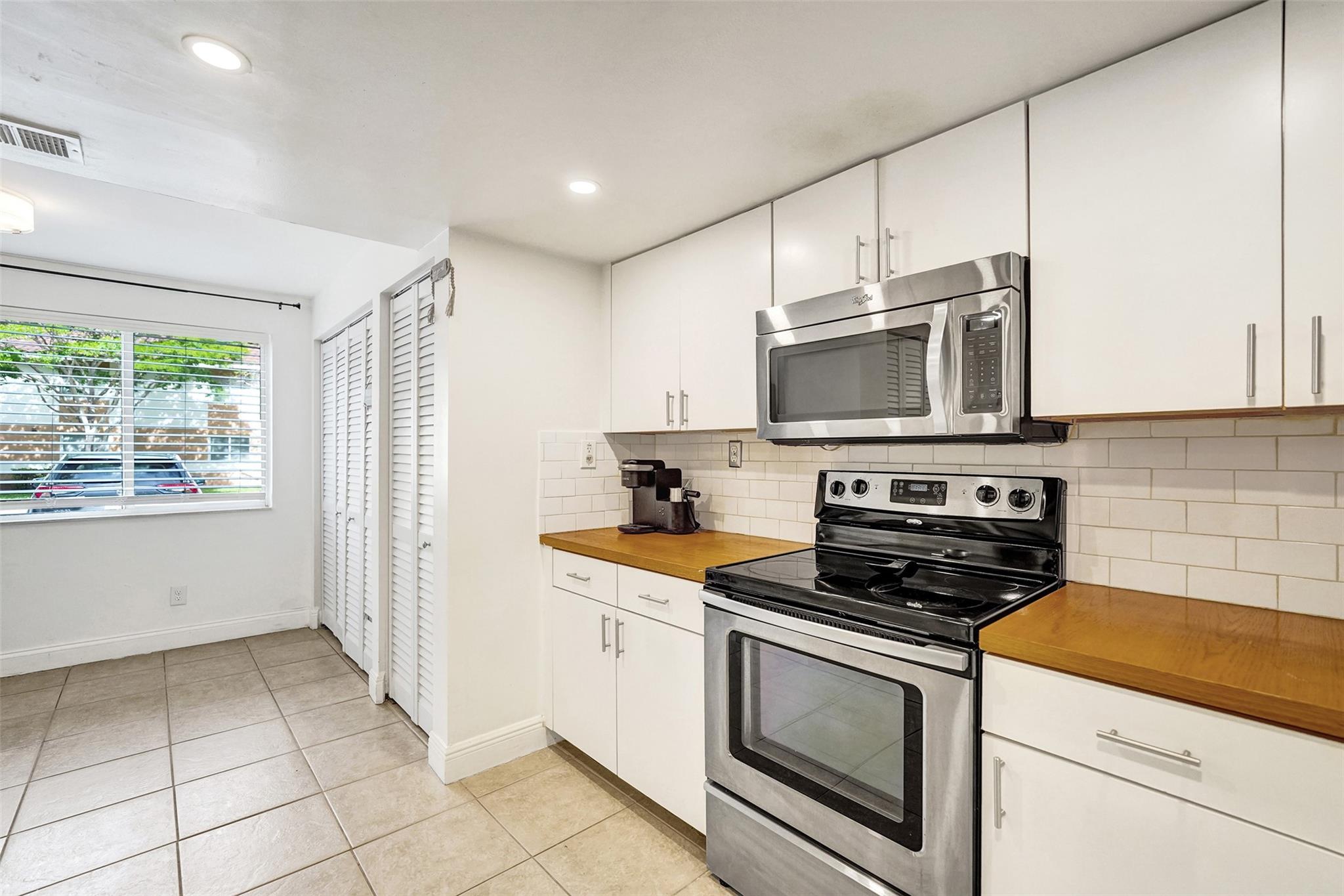 COLONNADES CONDO - Residential