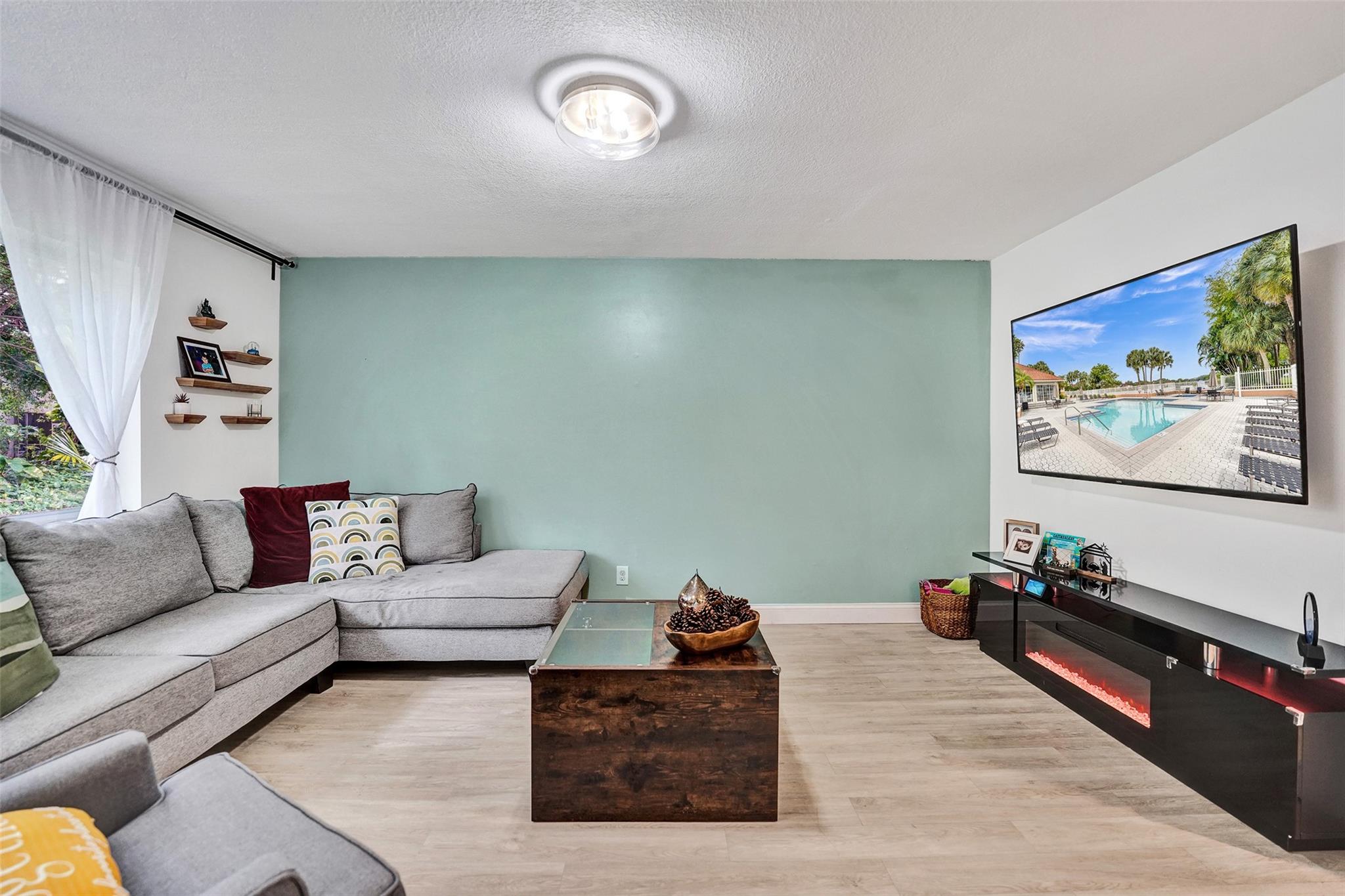 COLONNADES CONDO - Residential